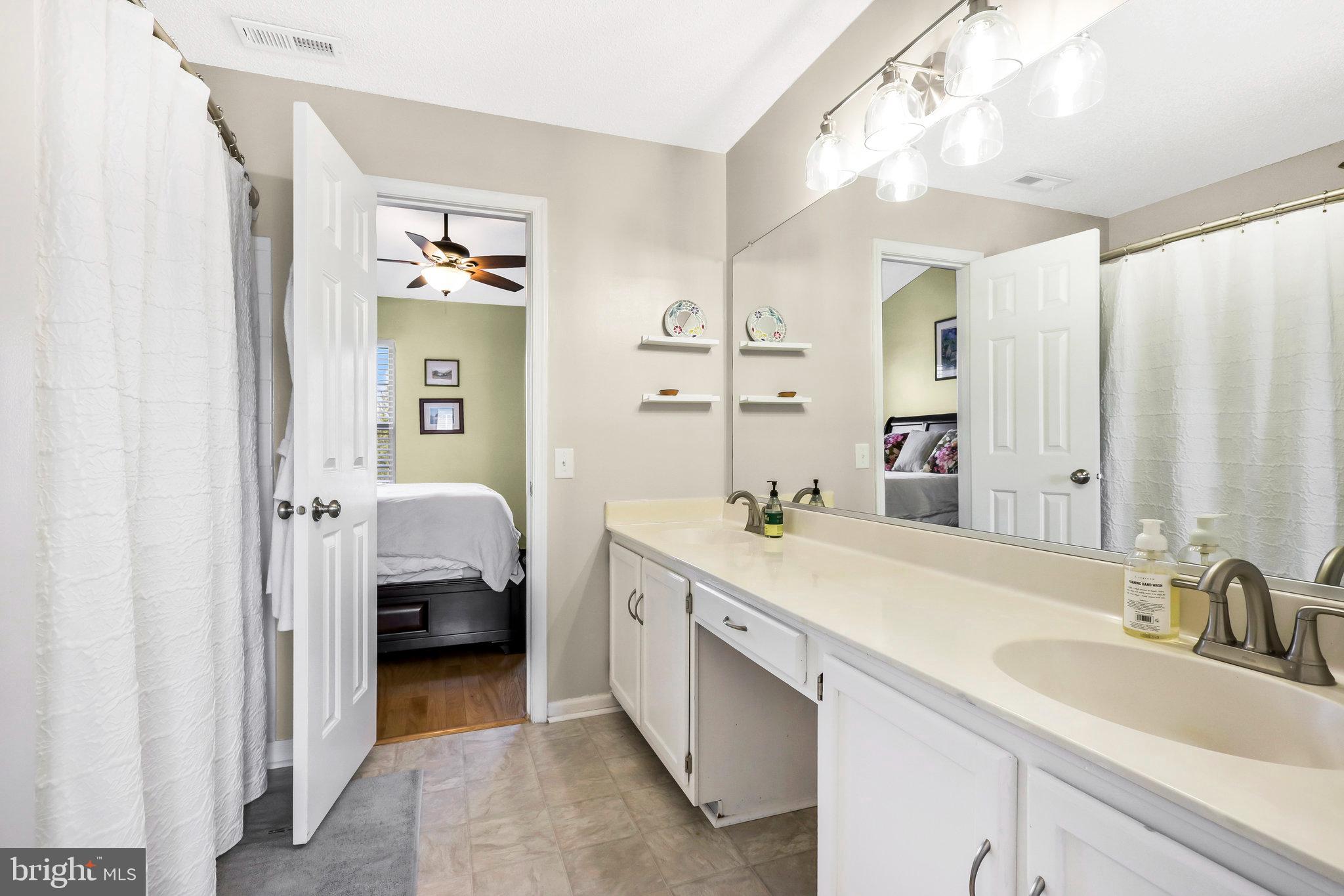 6559 Old Carriage Lane