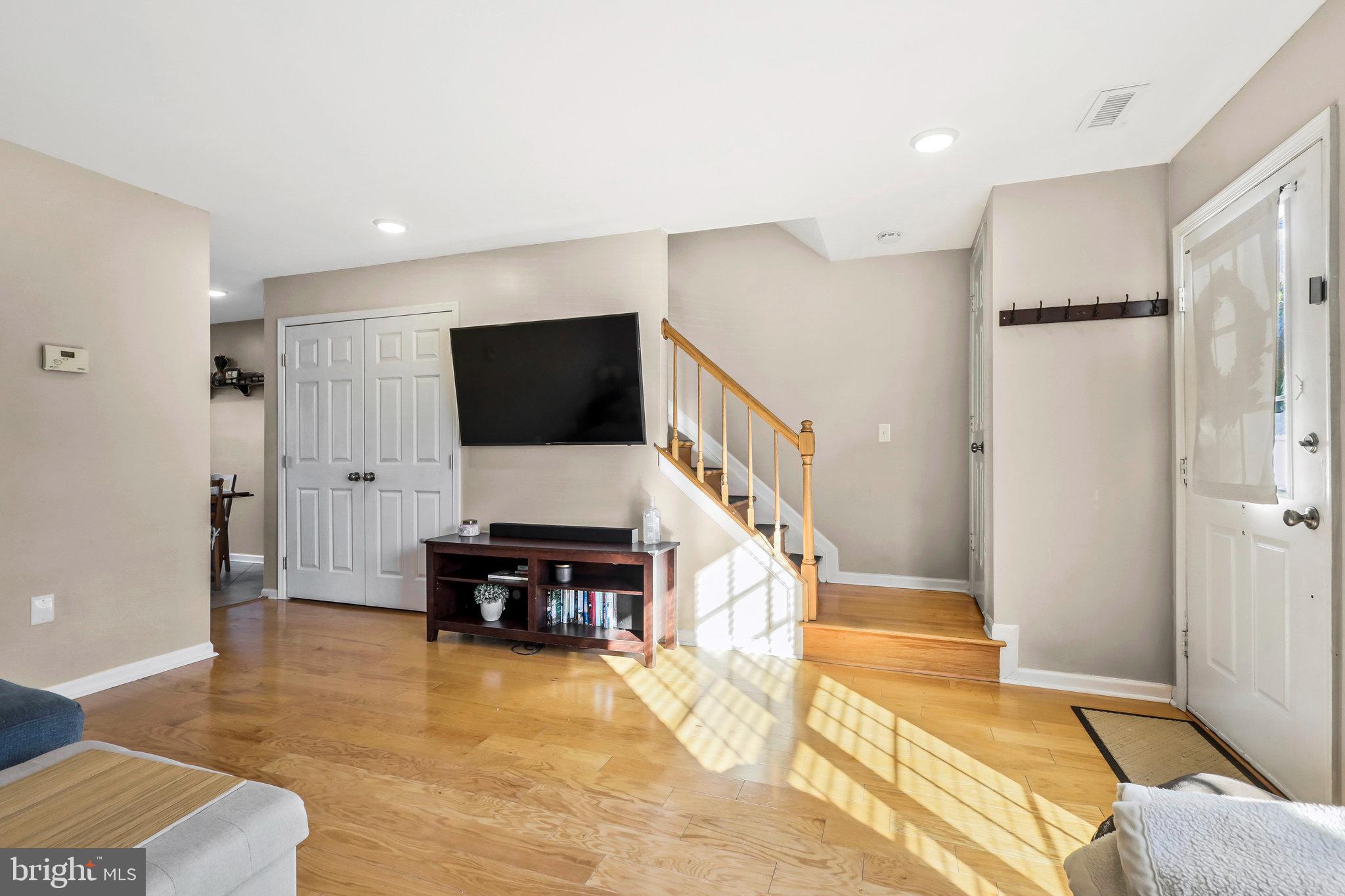 6559 Old Carriage Lane