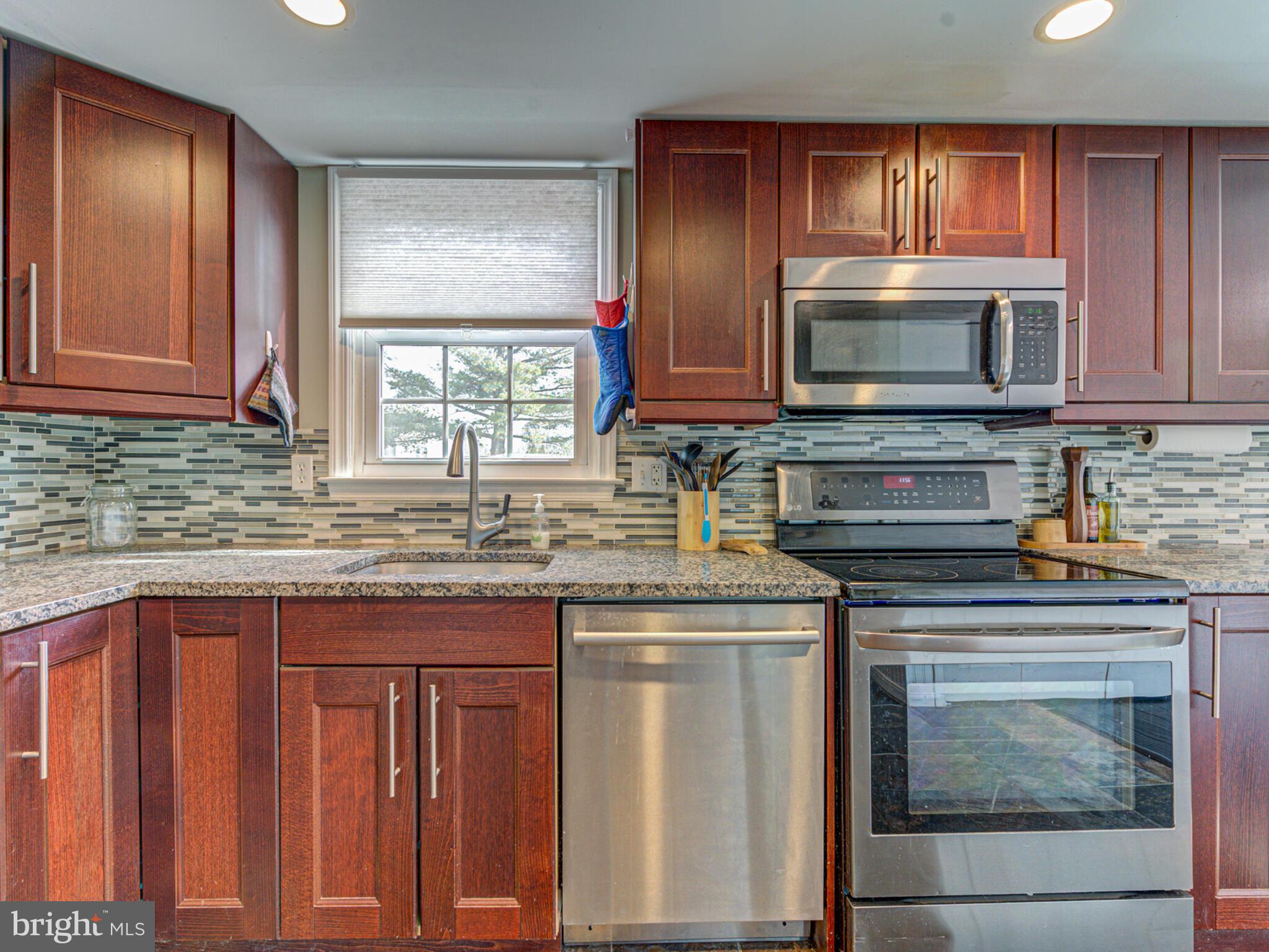 12827 Fantasia Dr