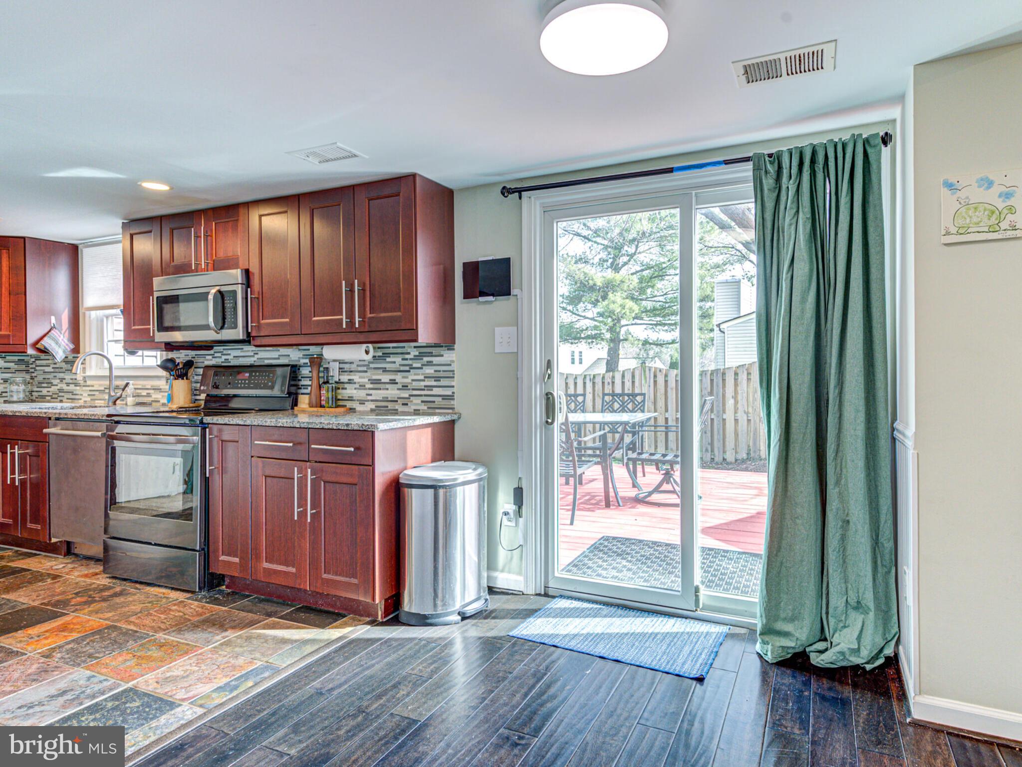 12827 Fantasia Dr