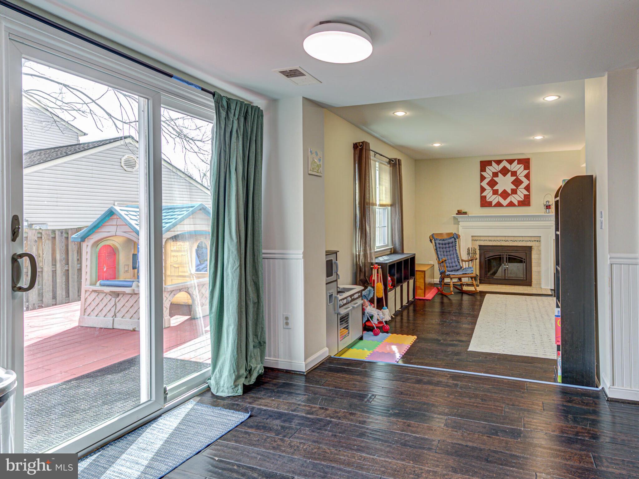 12827 Fantasia Dr