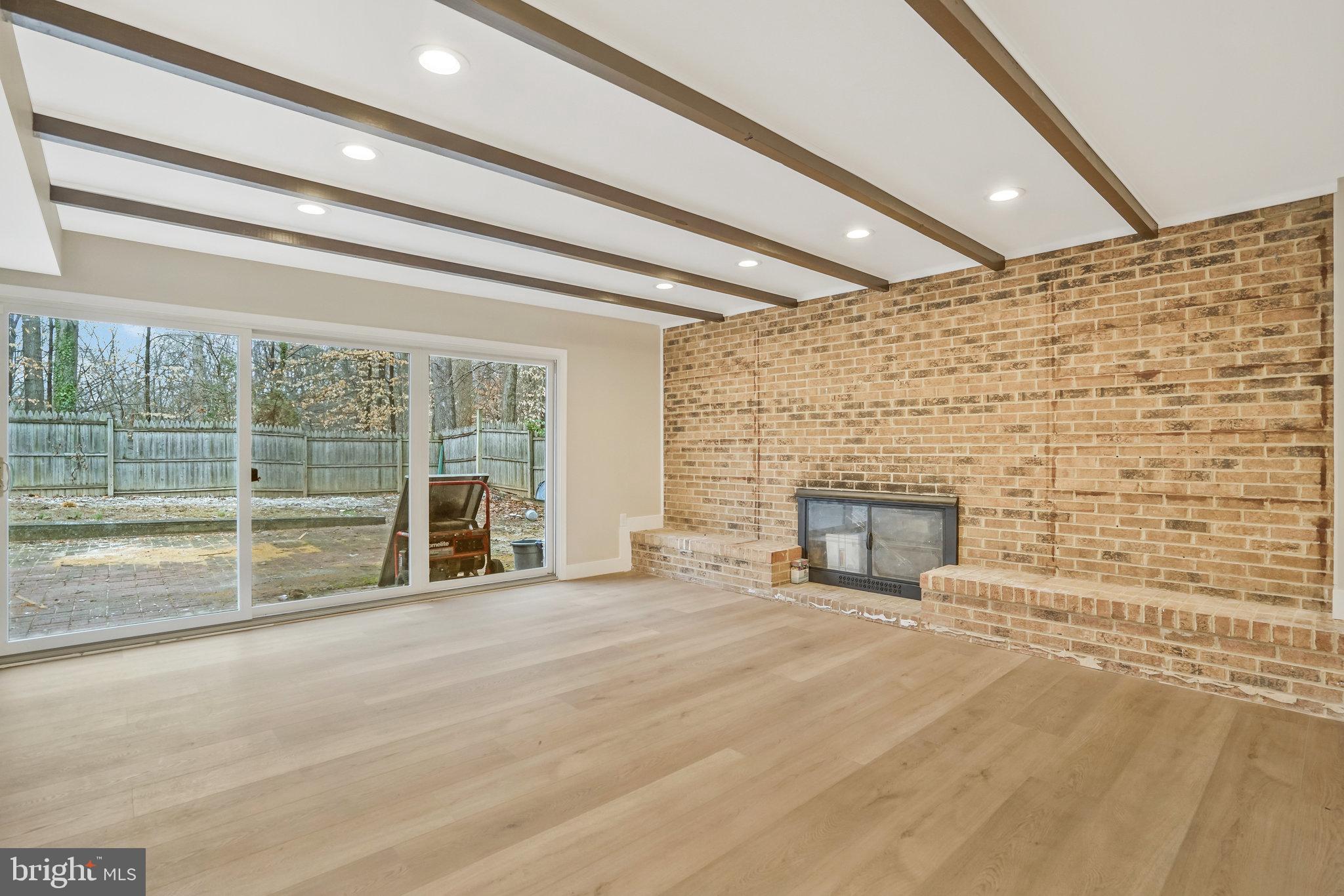 4818 Ponderosa Dr