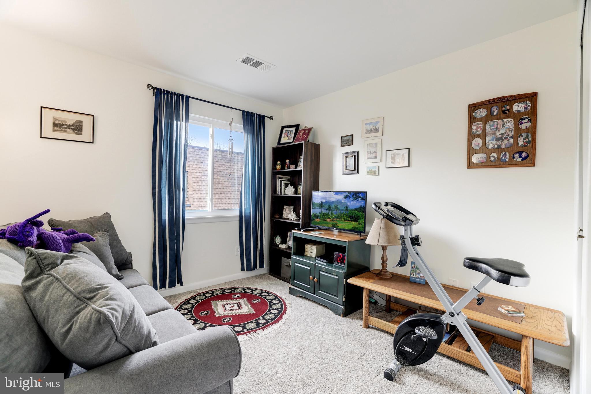 7920 San Leandro Pl #115e