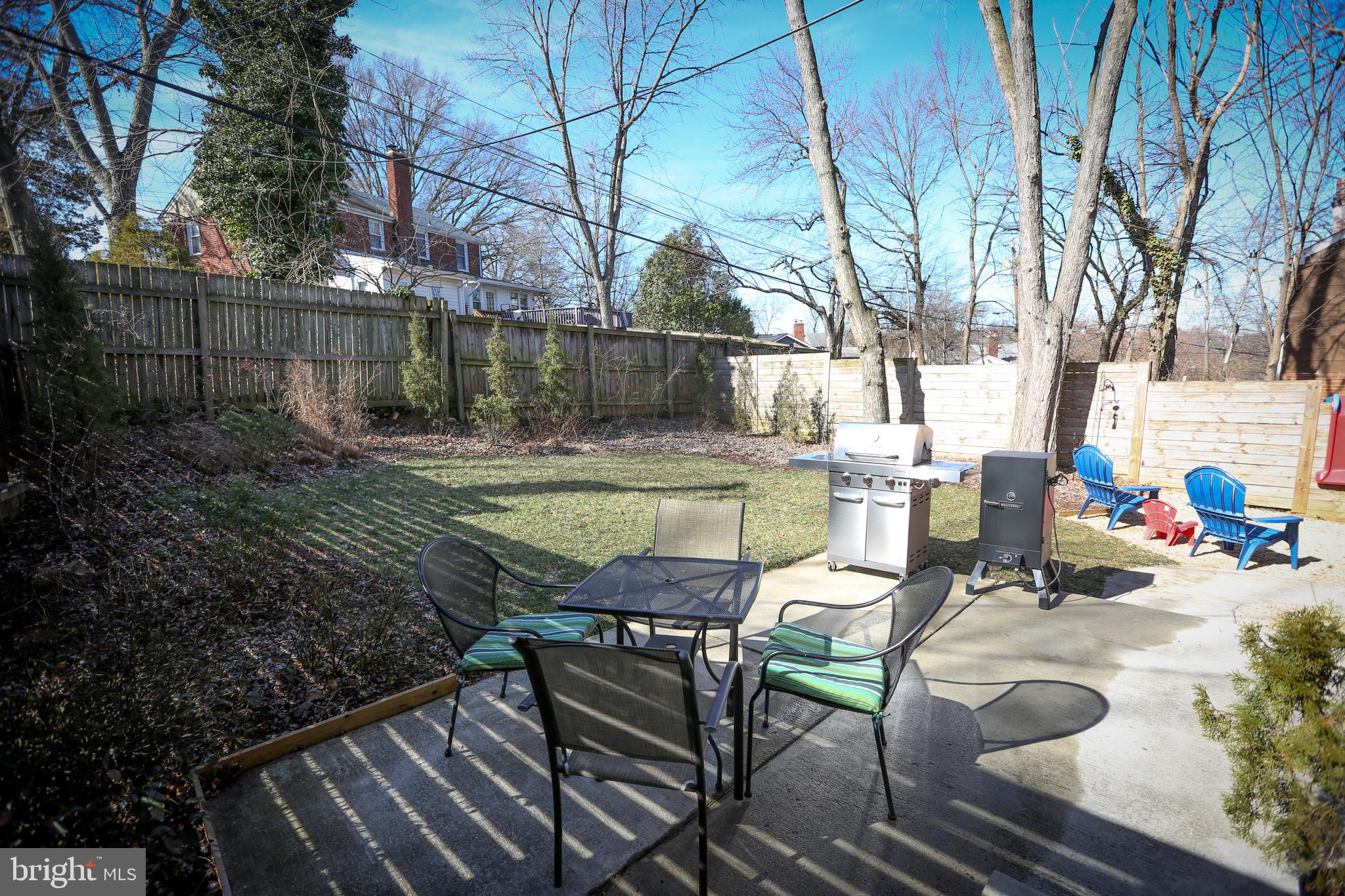 2725 Farnsworth Dr