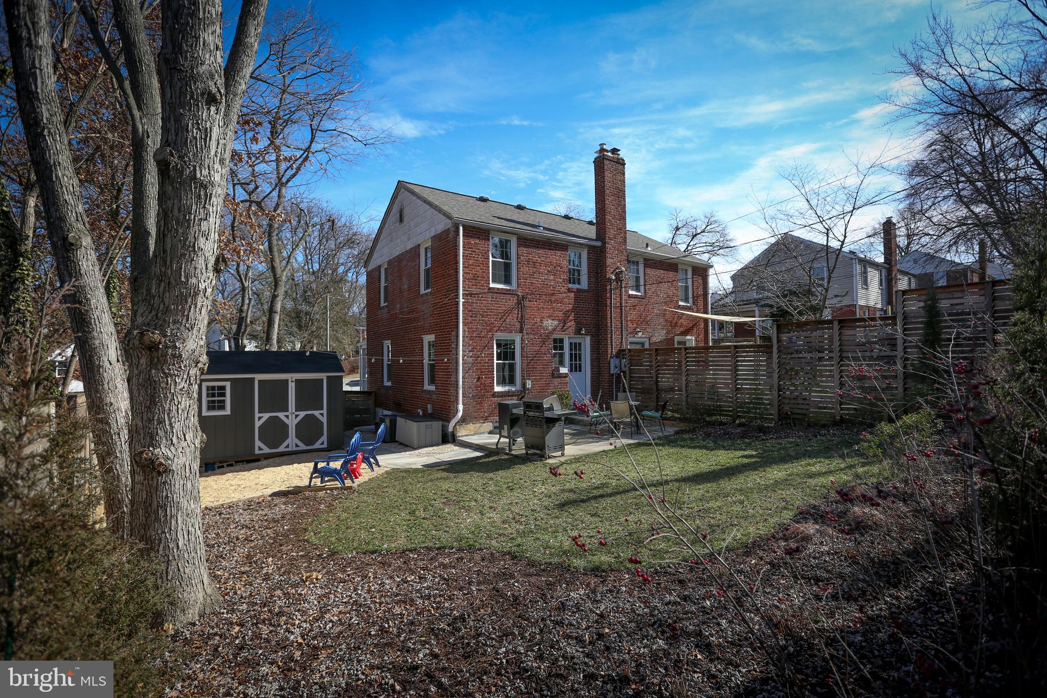 2725 Farnsworth Dr