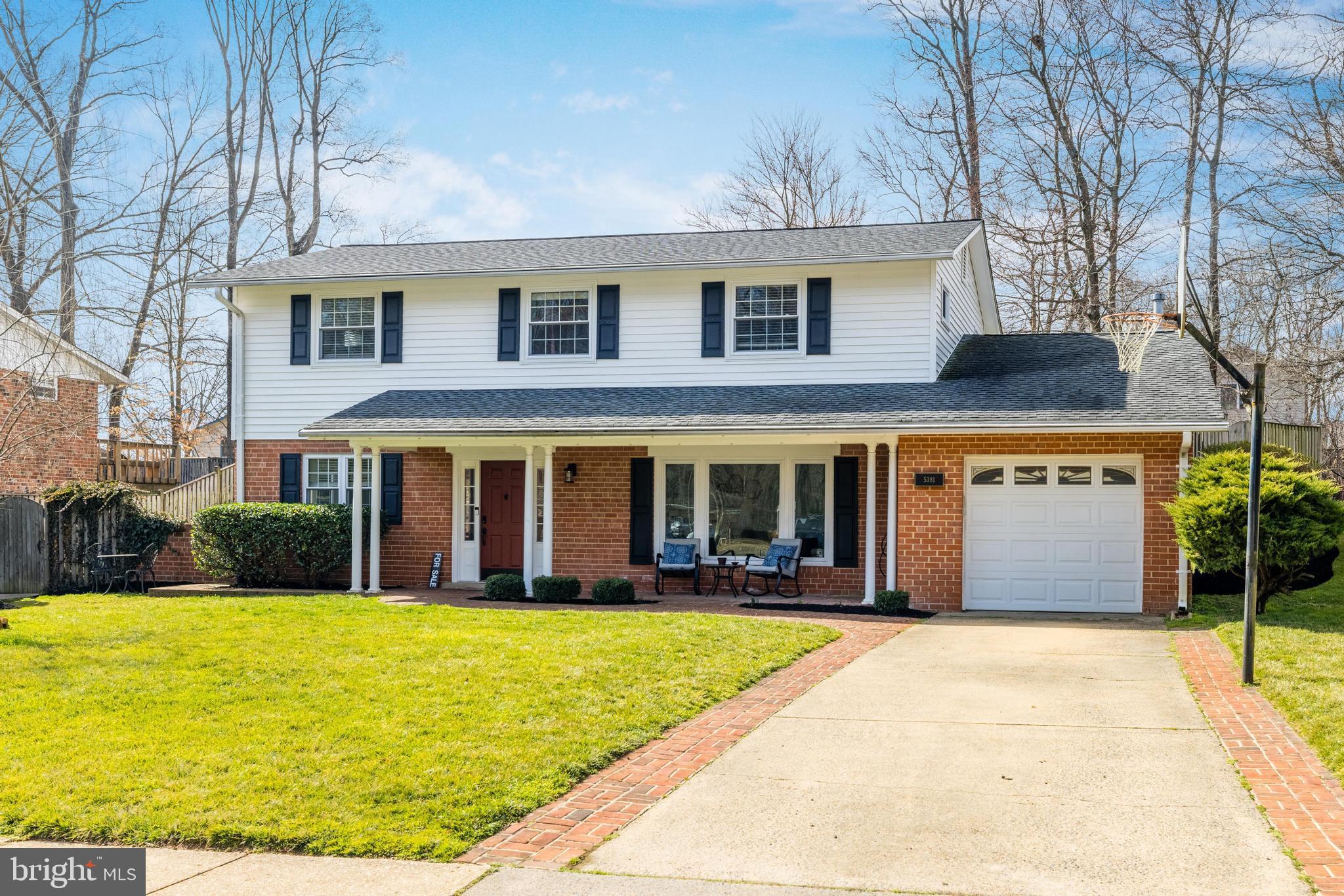 5381 Gainsborough Dr