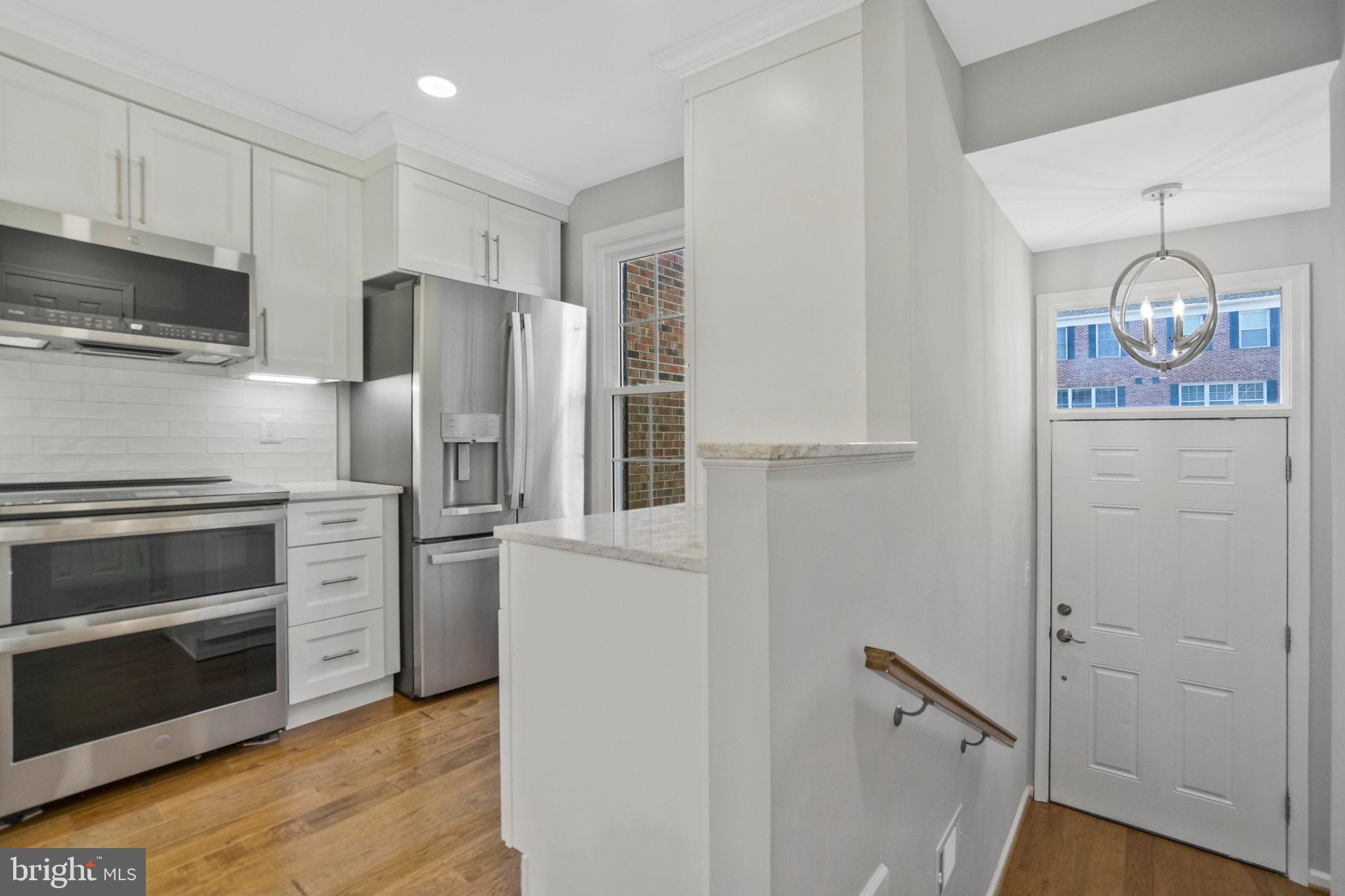 2109 Hutchison Grove Ct