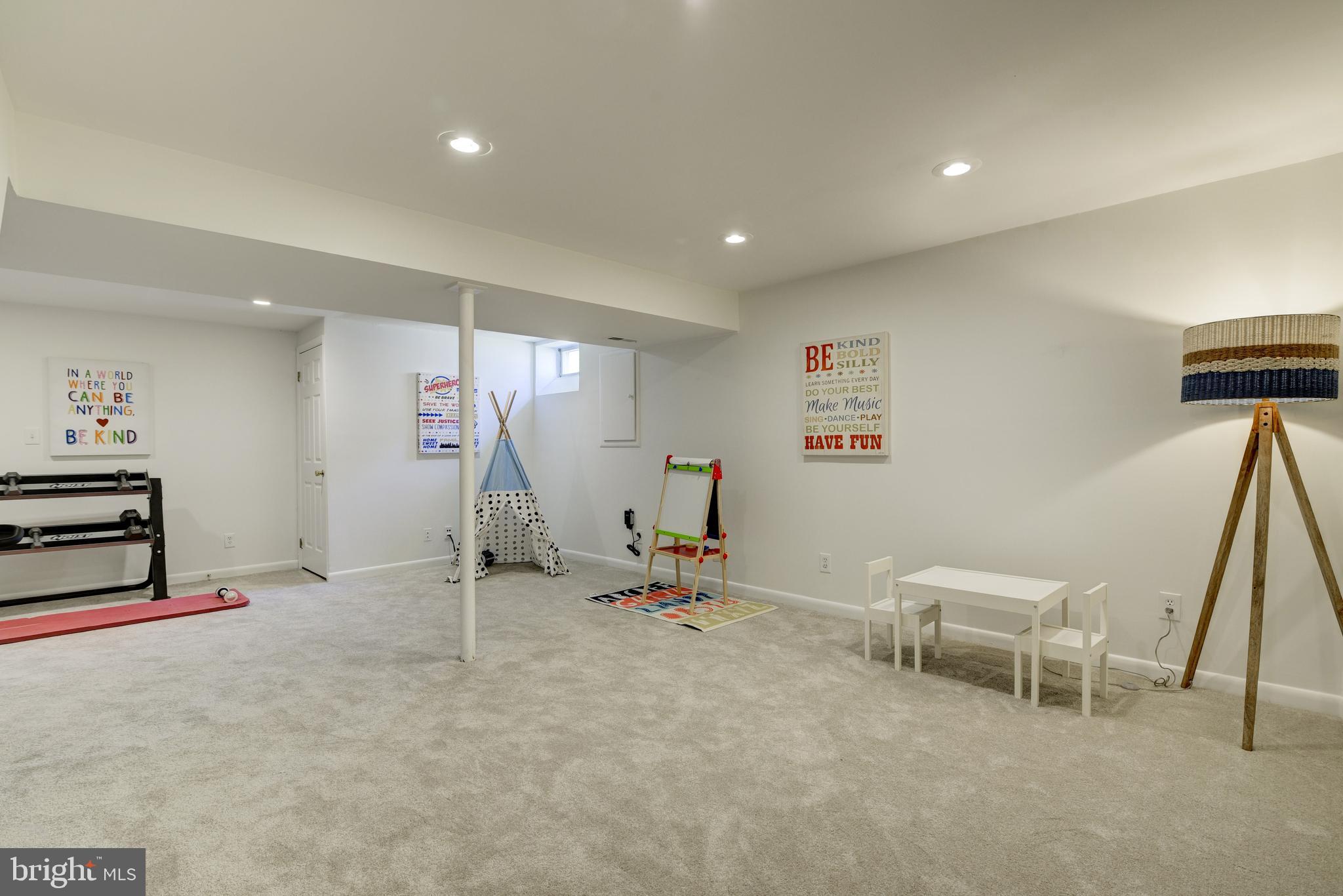 12015 Rosiers Branch Dr