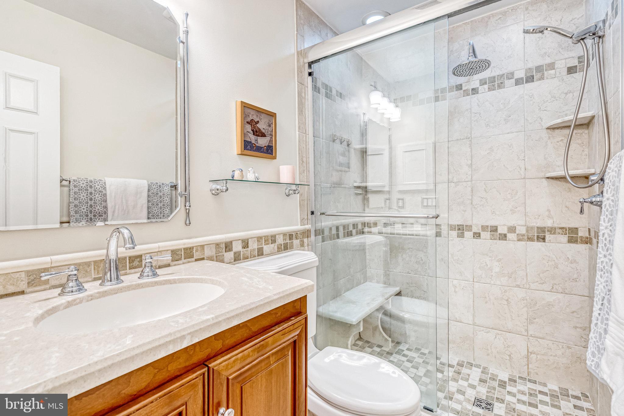 9871 Pond Ct
