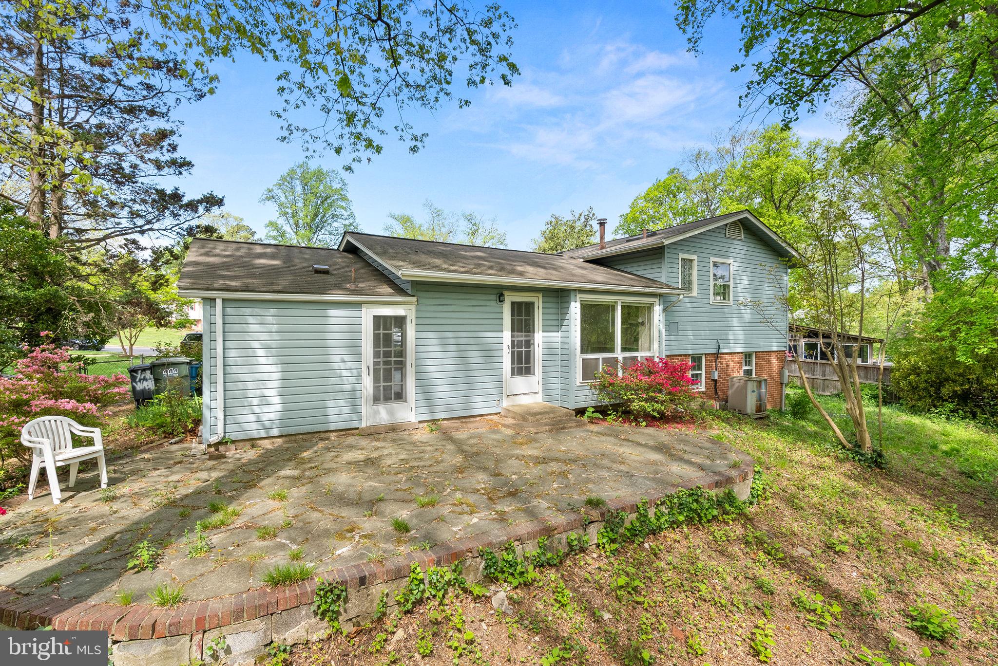 7919 E Rockglen Ct