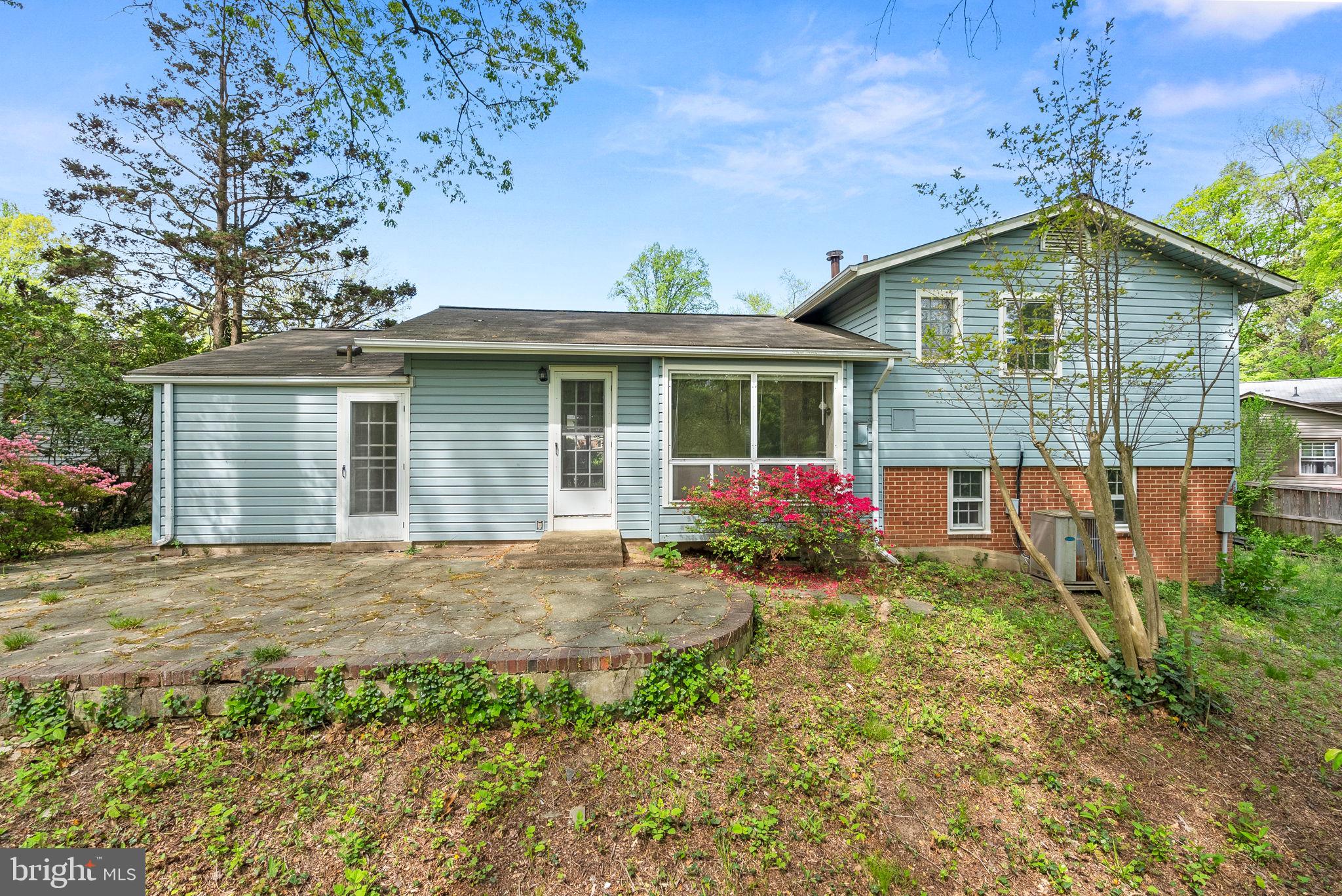 7919 E Rockglen Ct