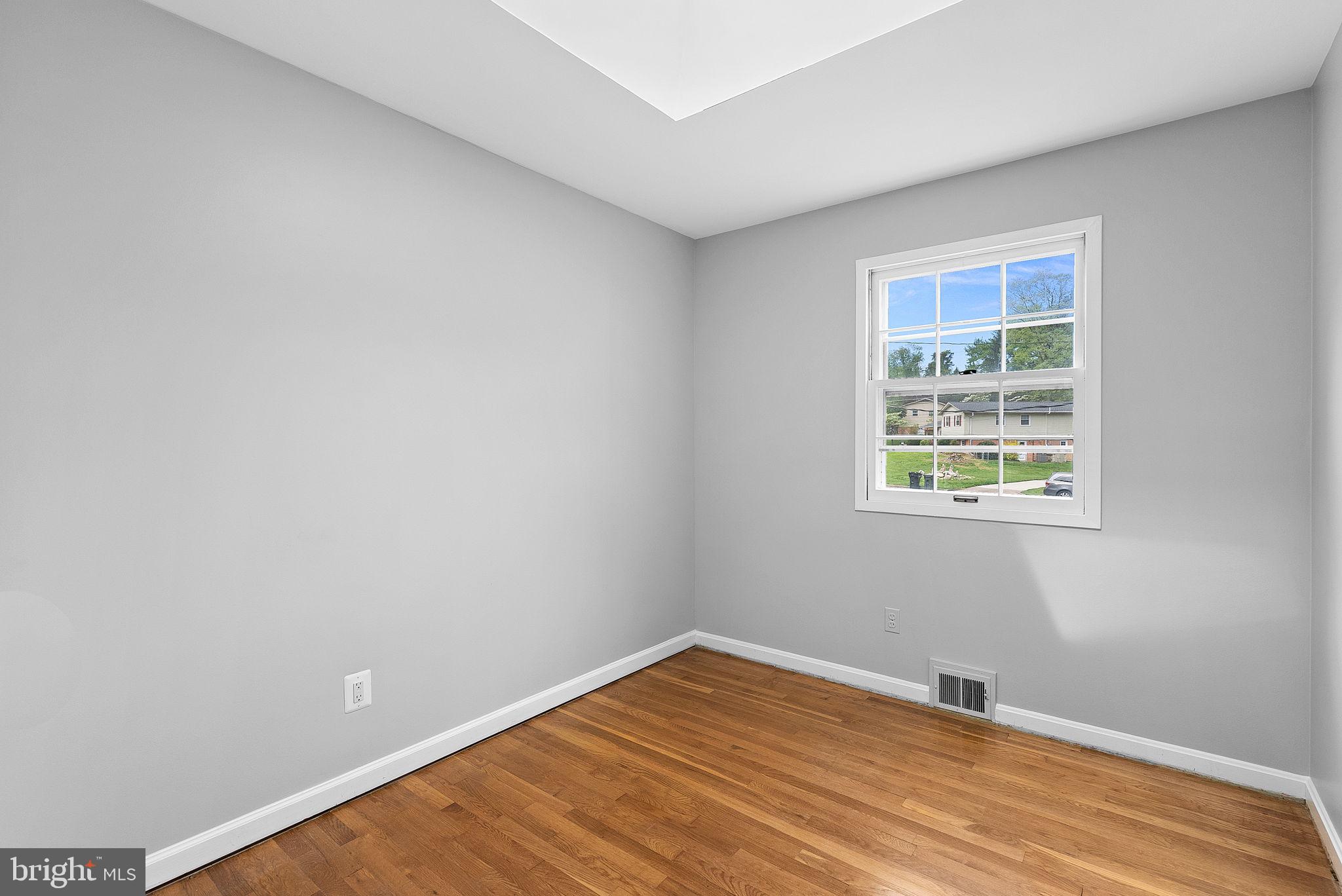 7919 E Rockglen Ct