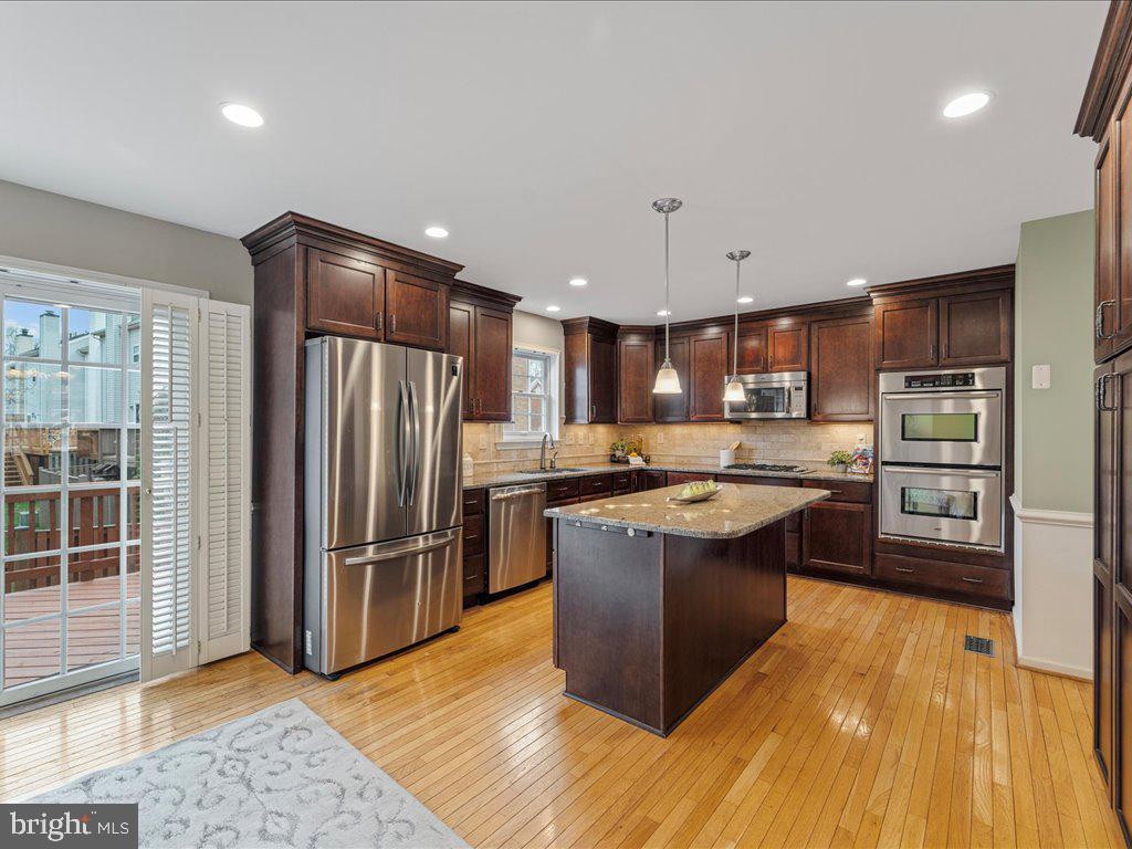 13111 Ashnut Ln