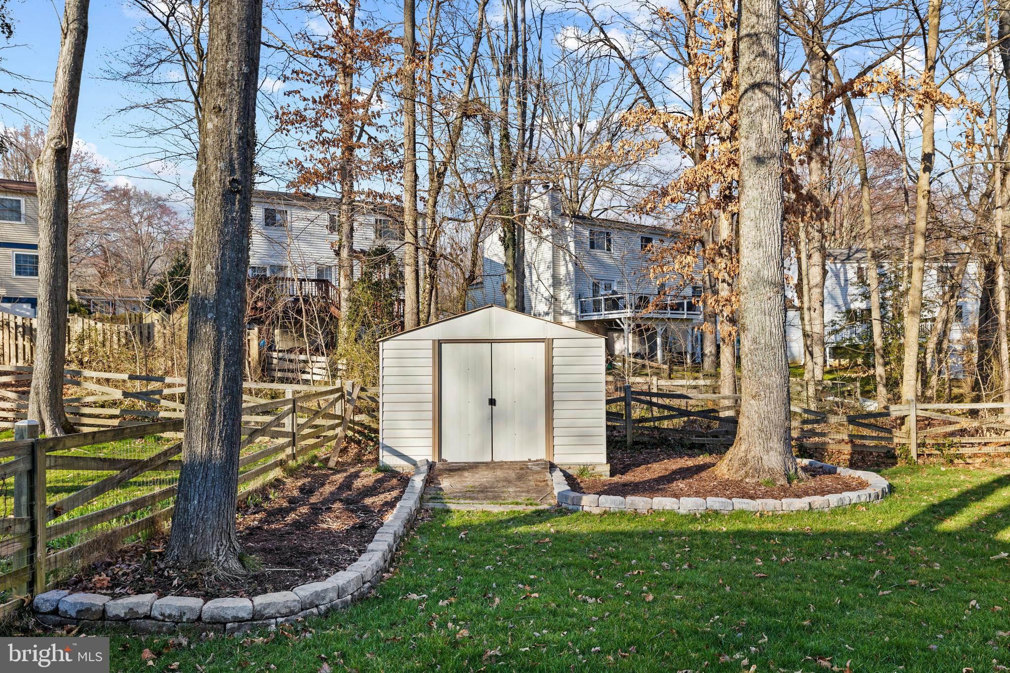8469 Rippled Creek Ct