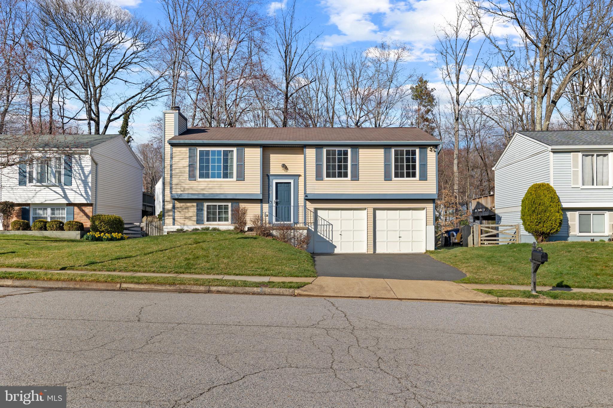 8469 Rippled Creek Ct