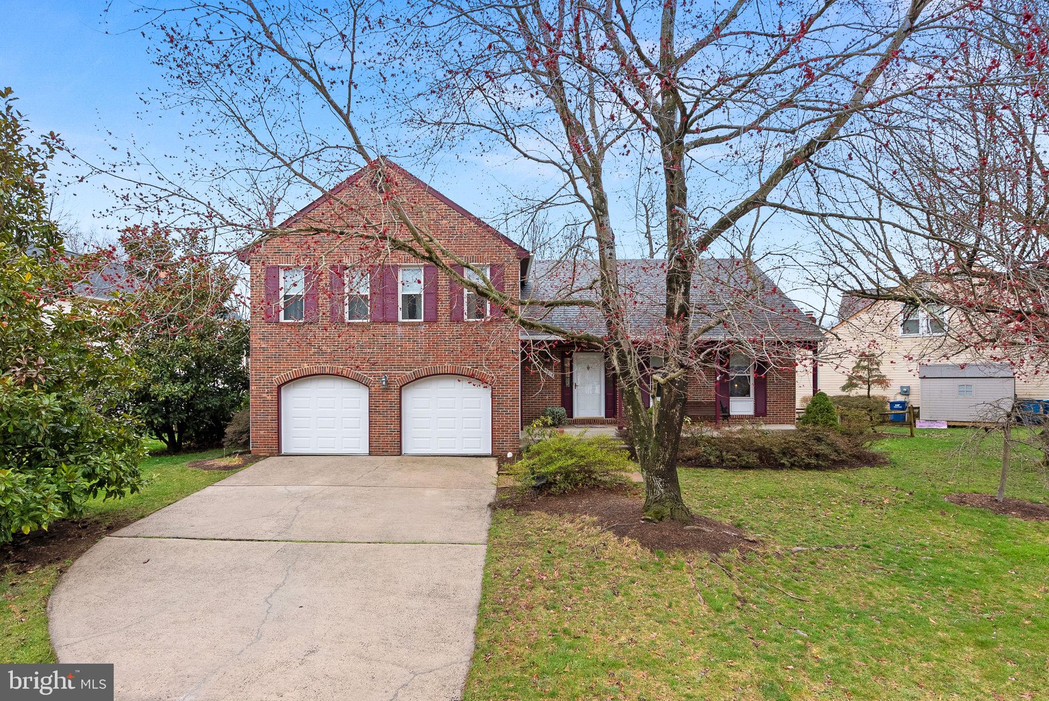 5815 Pamela Dr