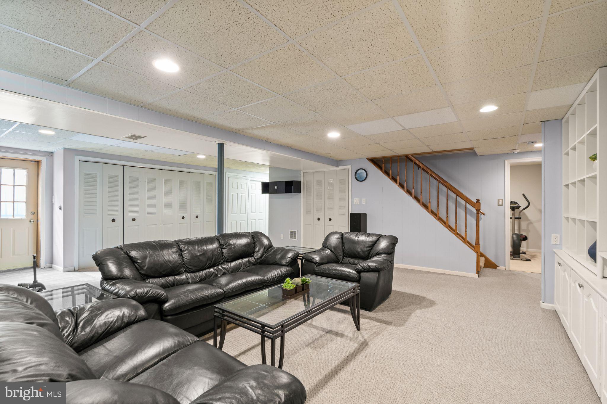 10671 John Ayres Dr