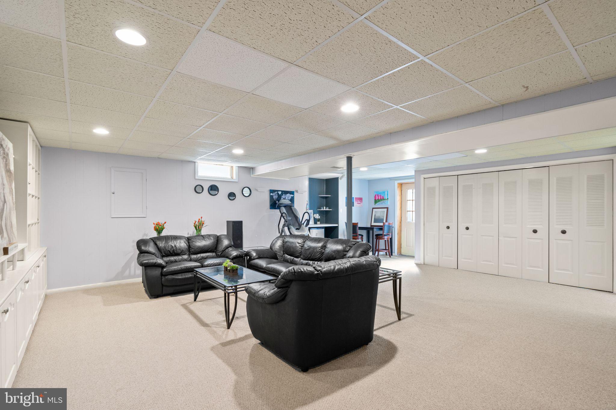 10671 John Ayres Dr