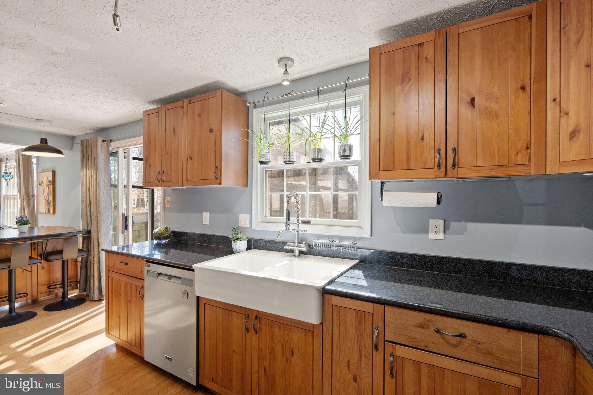 10671 John Ayres Dr