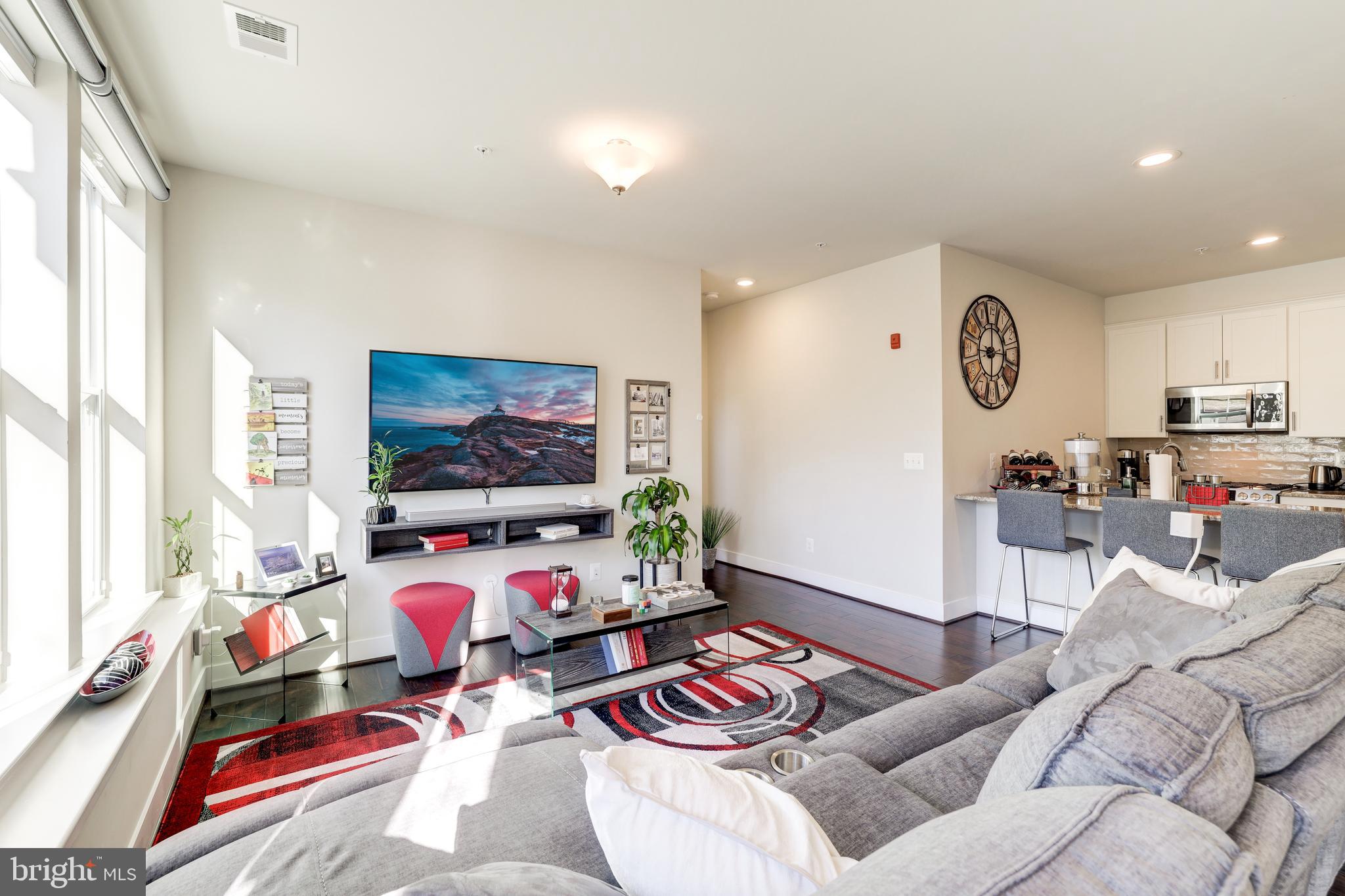 1951 Valley Way #1