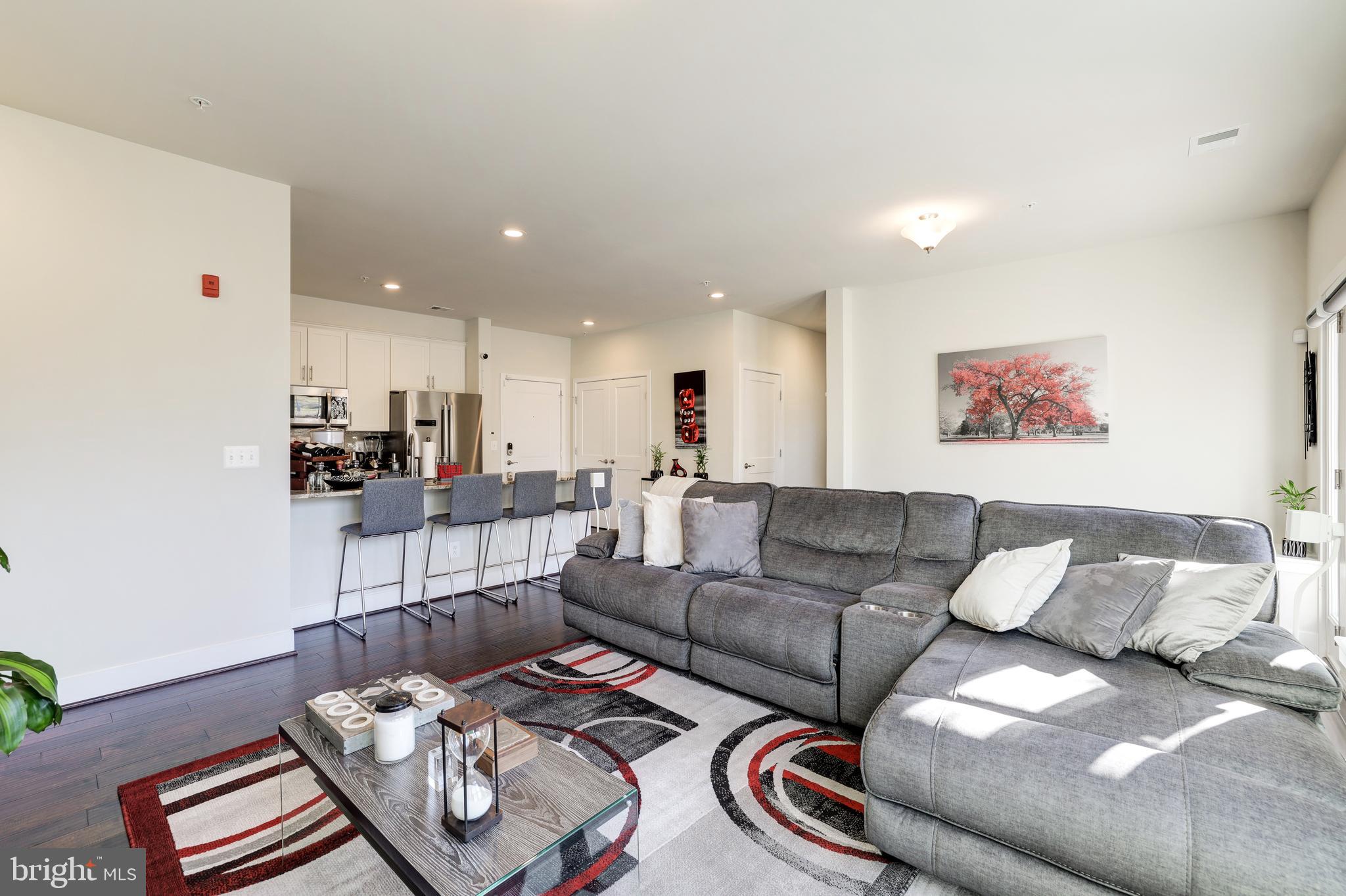 1951 Valley Way #1