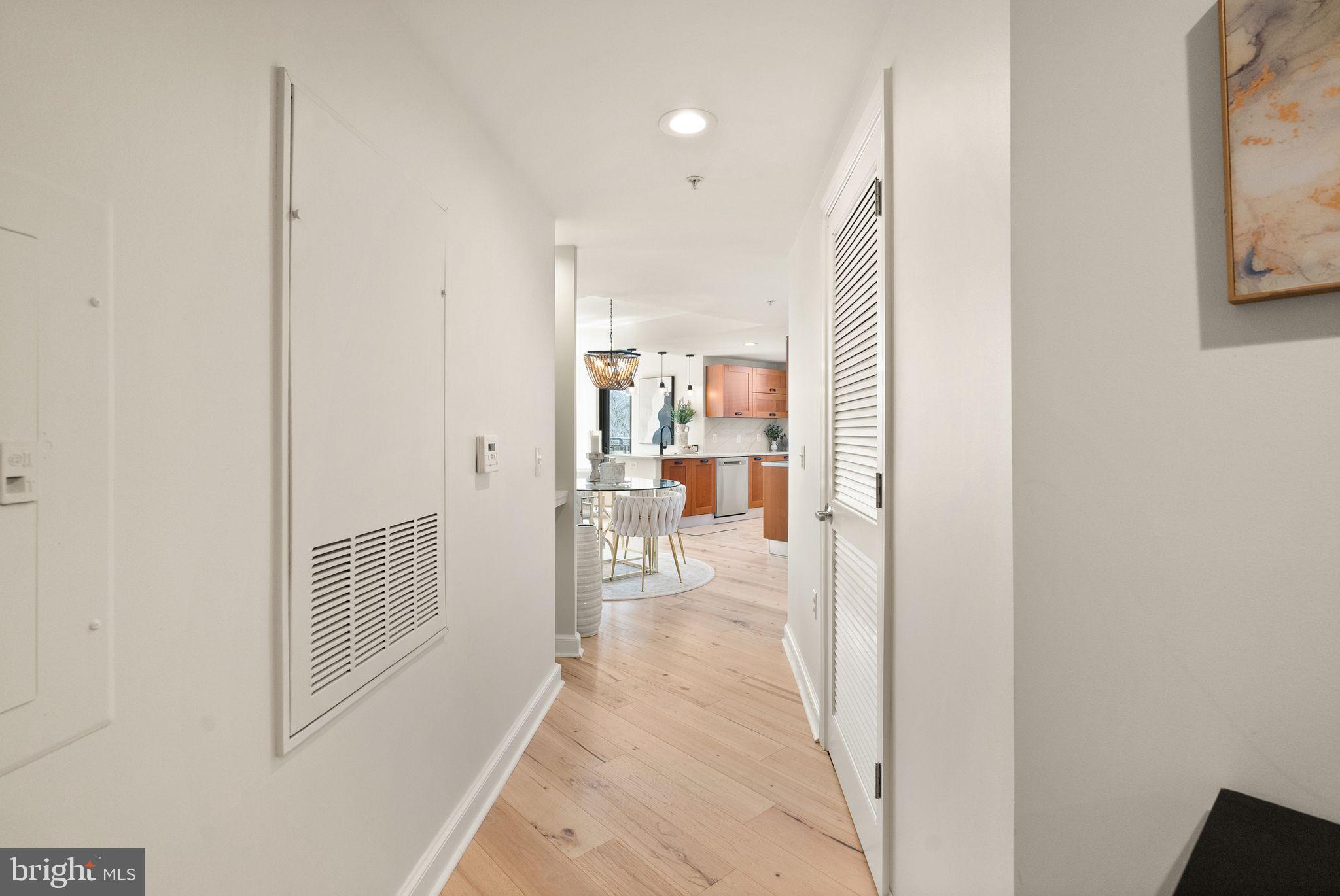 2451 Midtown Ave #818