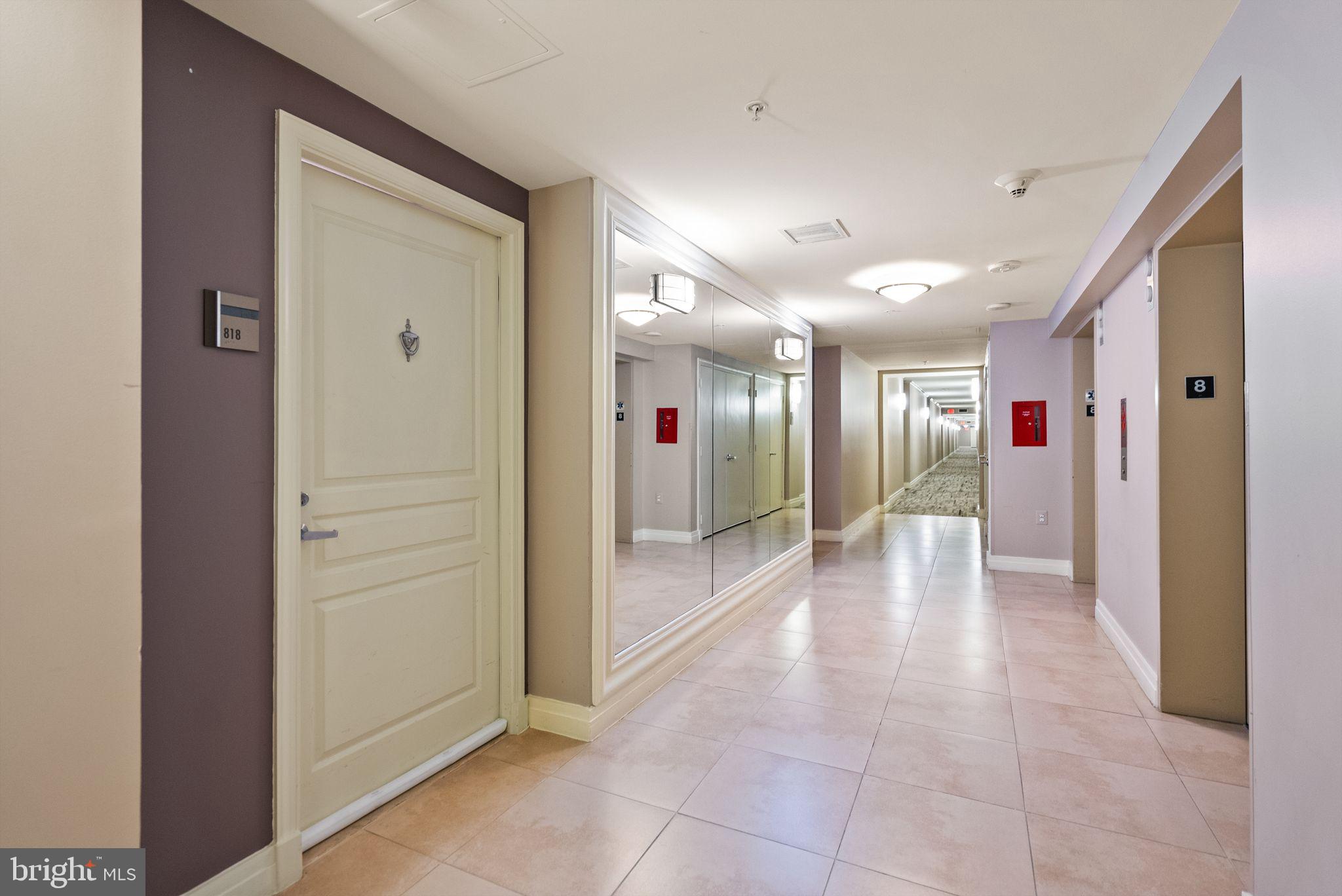 2451 Midtown Ave #818