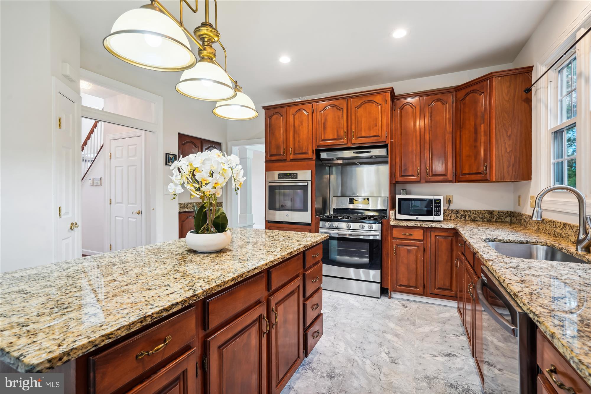 6903 Lillie Mae Way