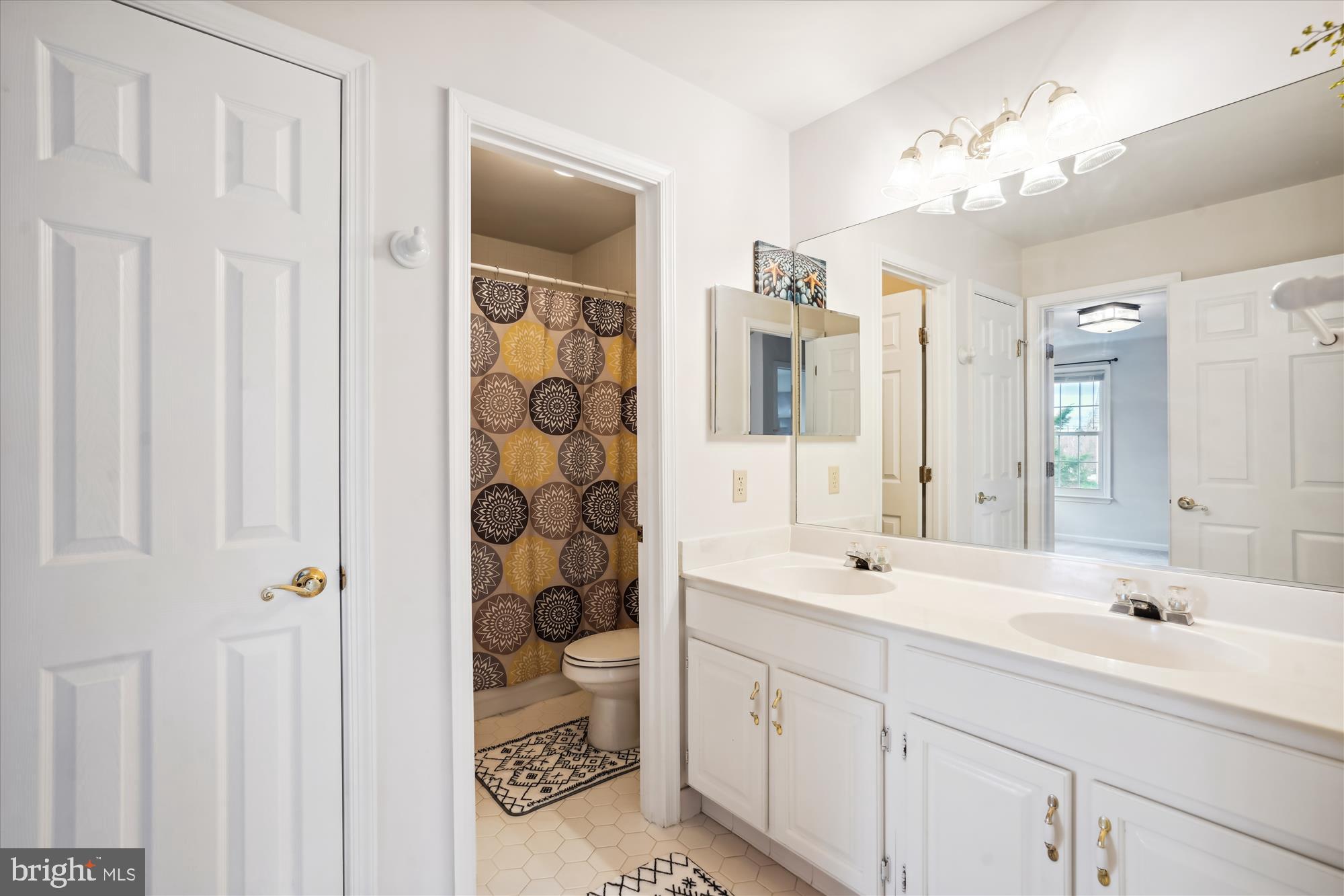 6903 Lillie Mae Way