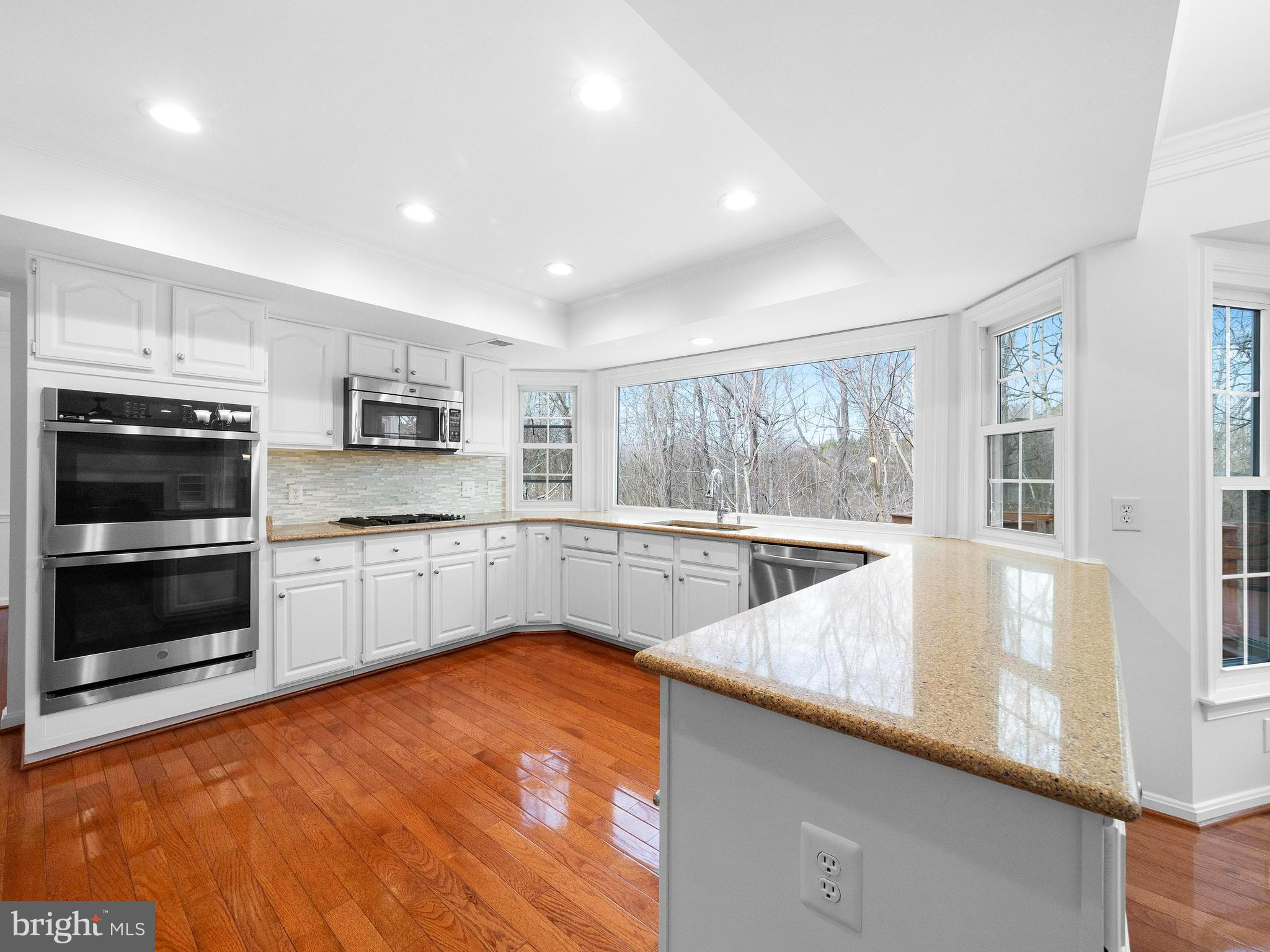 13216 Lazy Glen Ln
