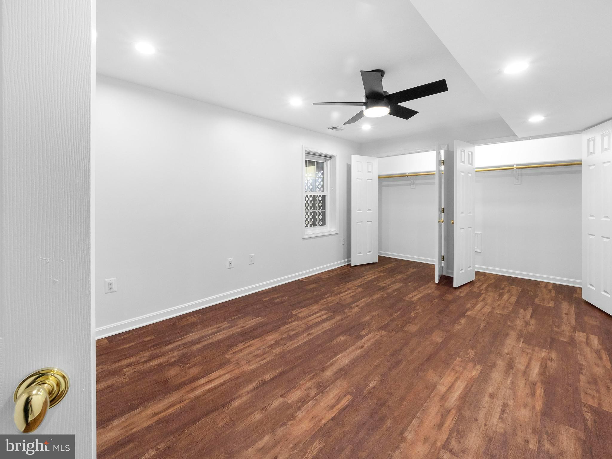 13216 Lazy Glen Ln