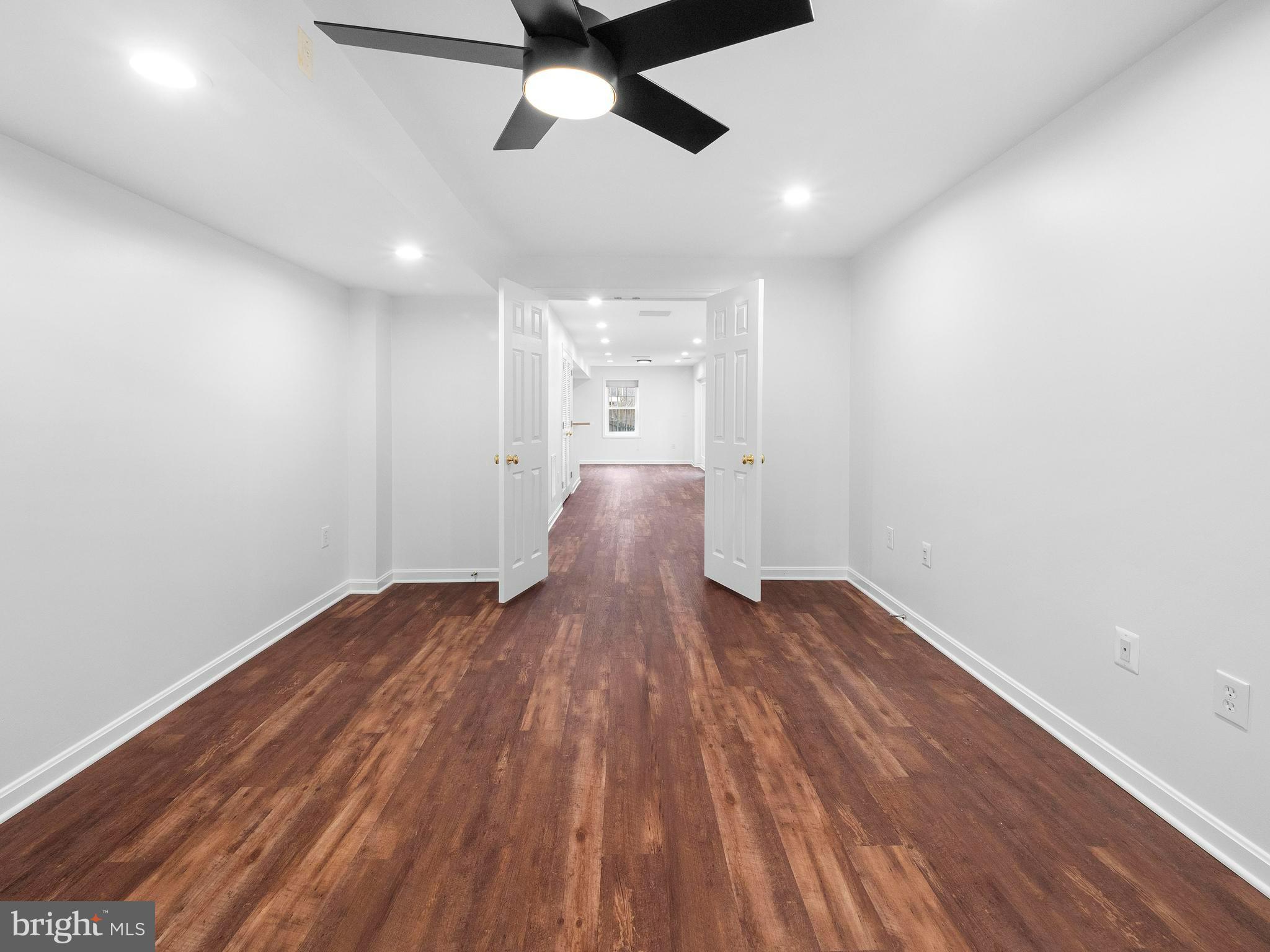 13216 Lazy Glen Ln