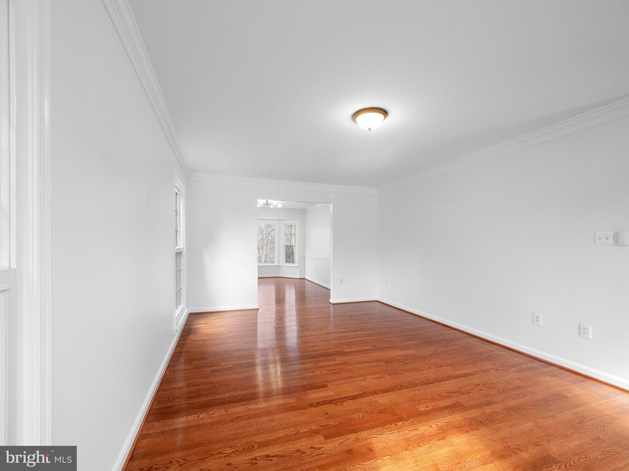 13216 Lazy Glen Ln