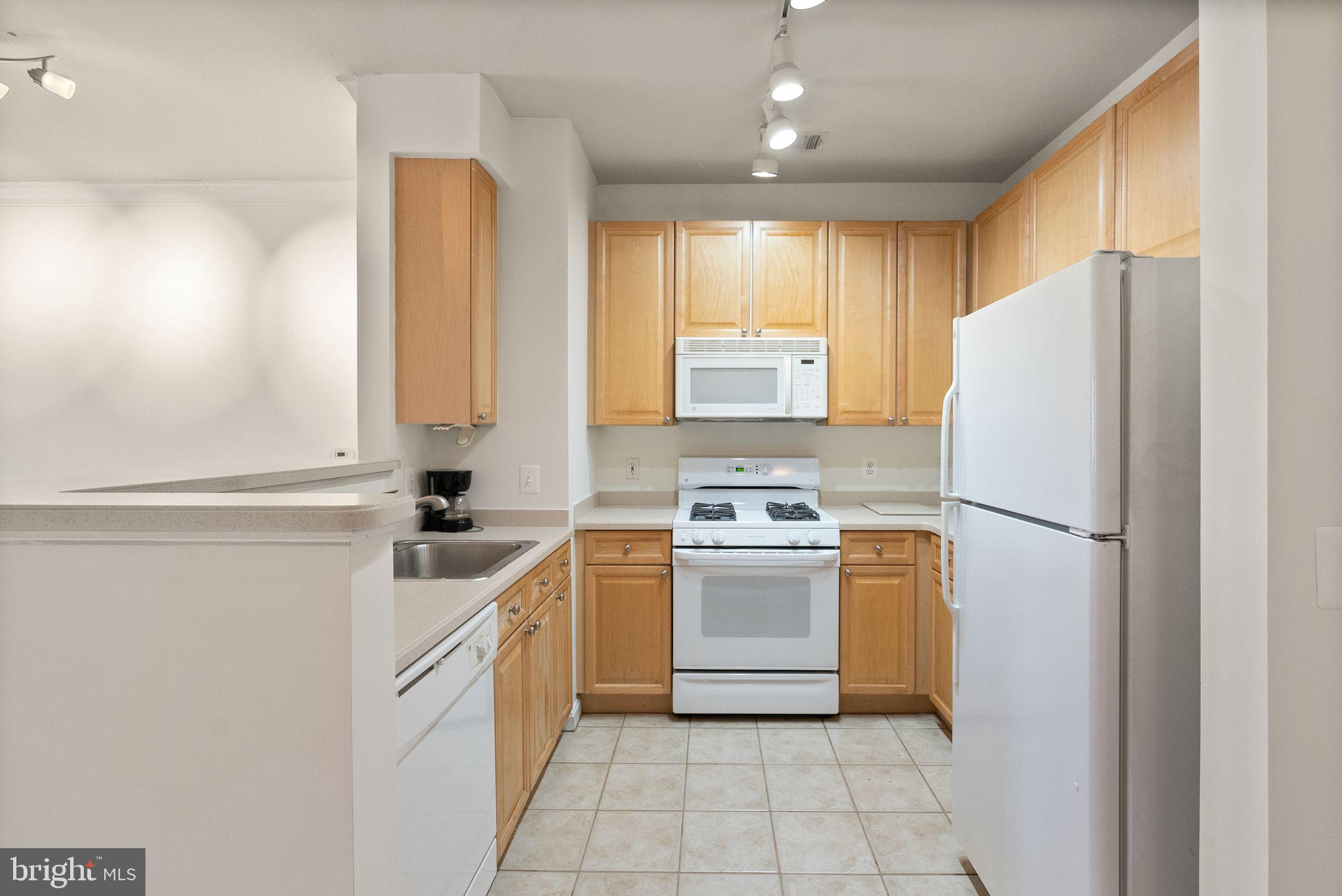 9480 Virginia Center Blvd #304