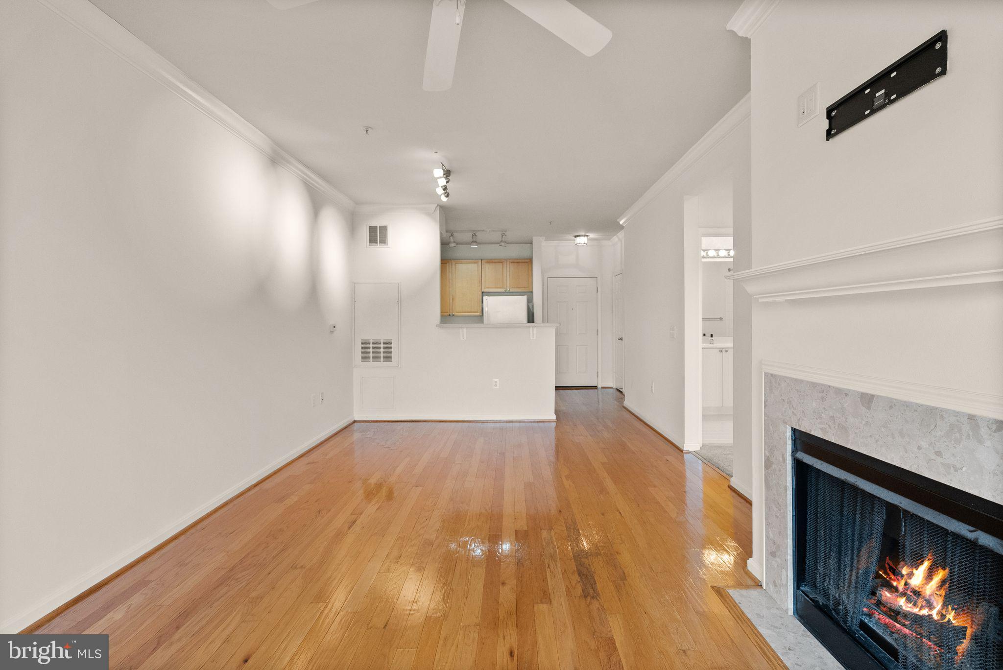 9480 Virginia Center Blvd #304