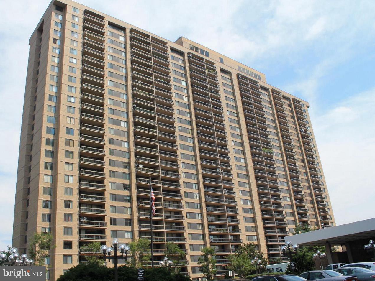 3701 S George Mason Dr #1008n