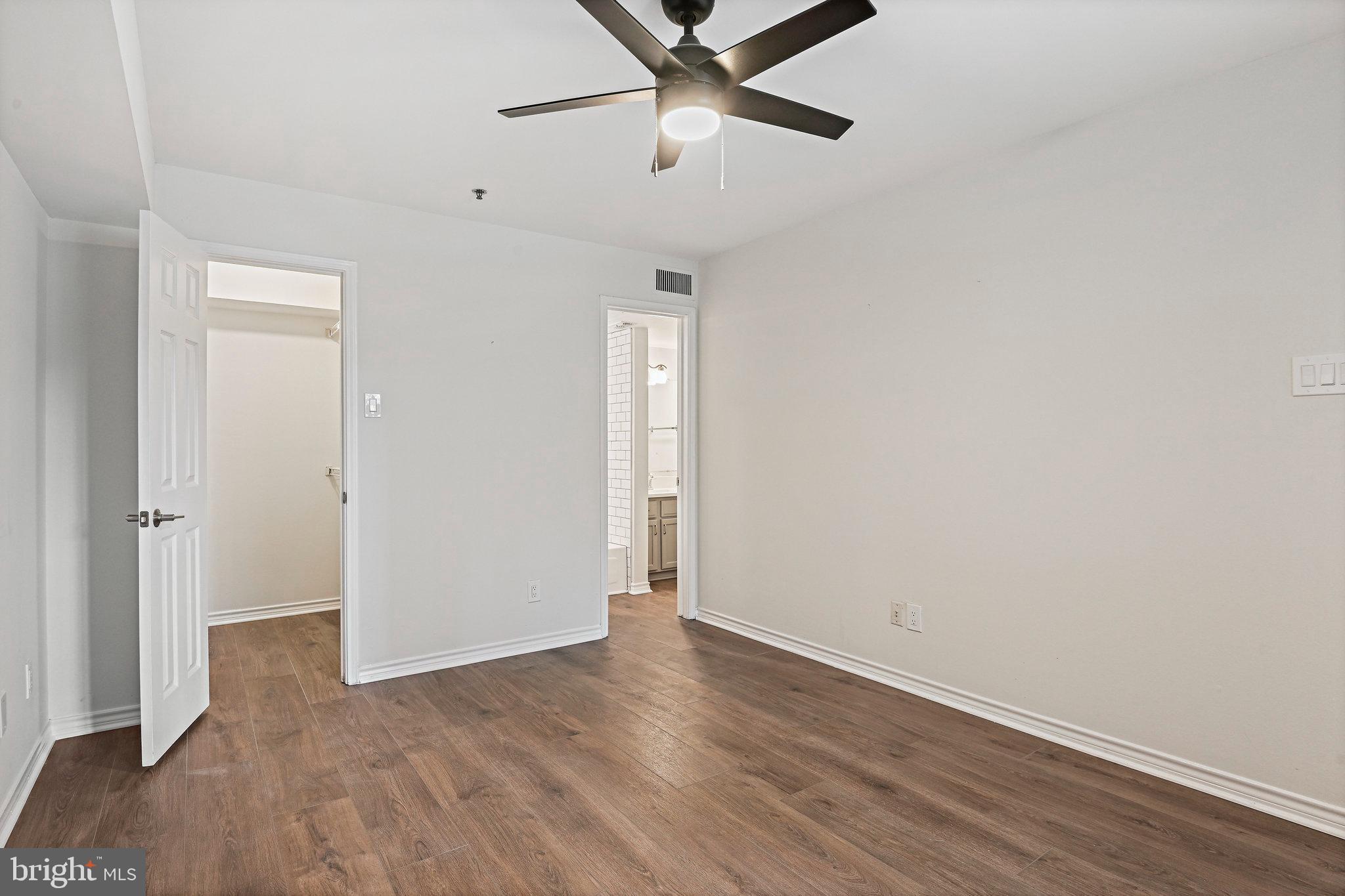 1524 Lincoln Way #307