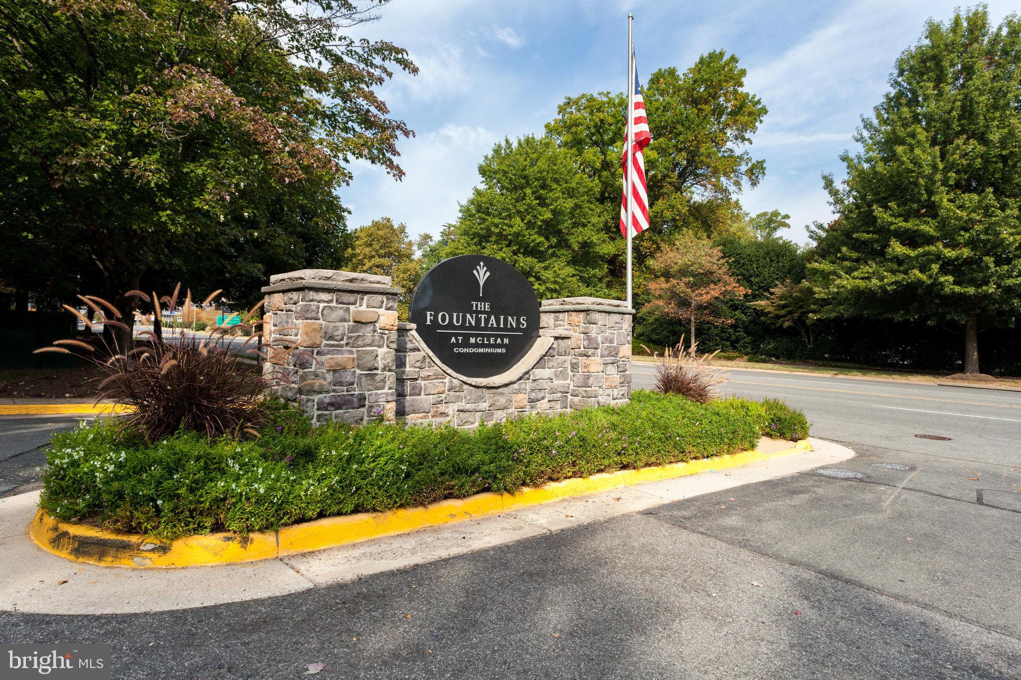 1524 Lincoln Way #307