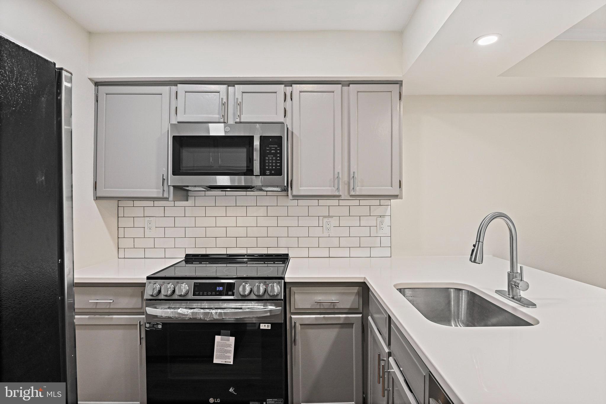 1524 Lincoln Way #307