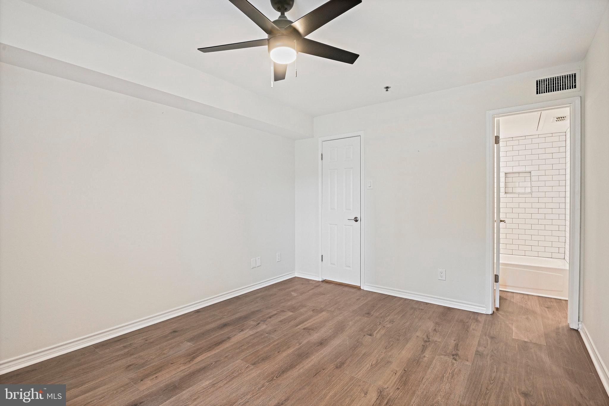 1524 Lincoln Way #307