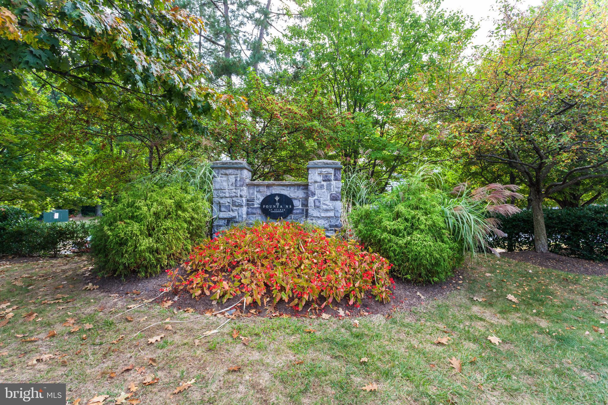 1524 Lincoln Way #307