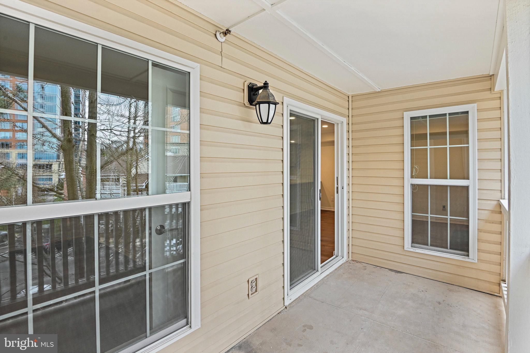 1524 Lincoln Way #307