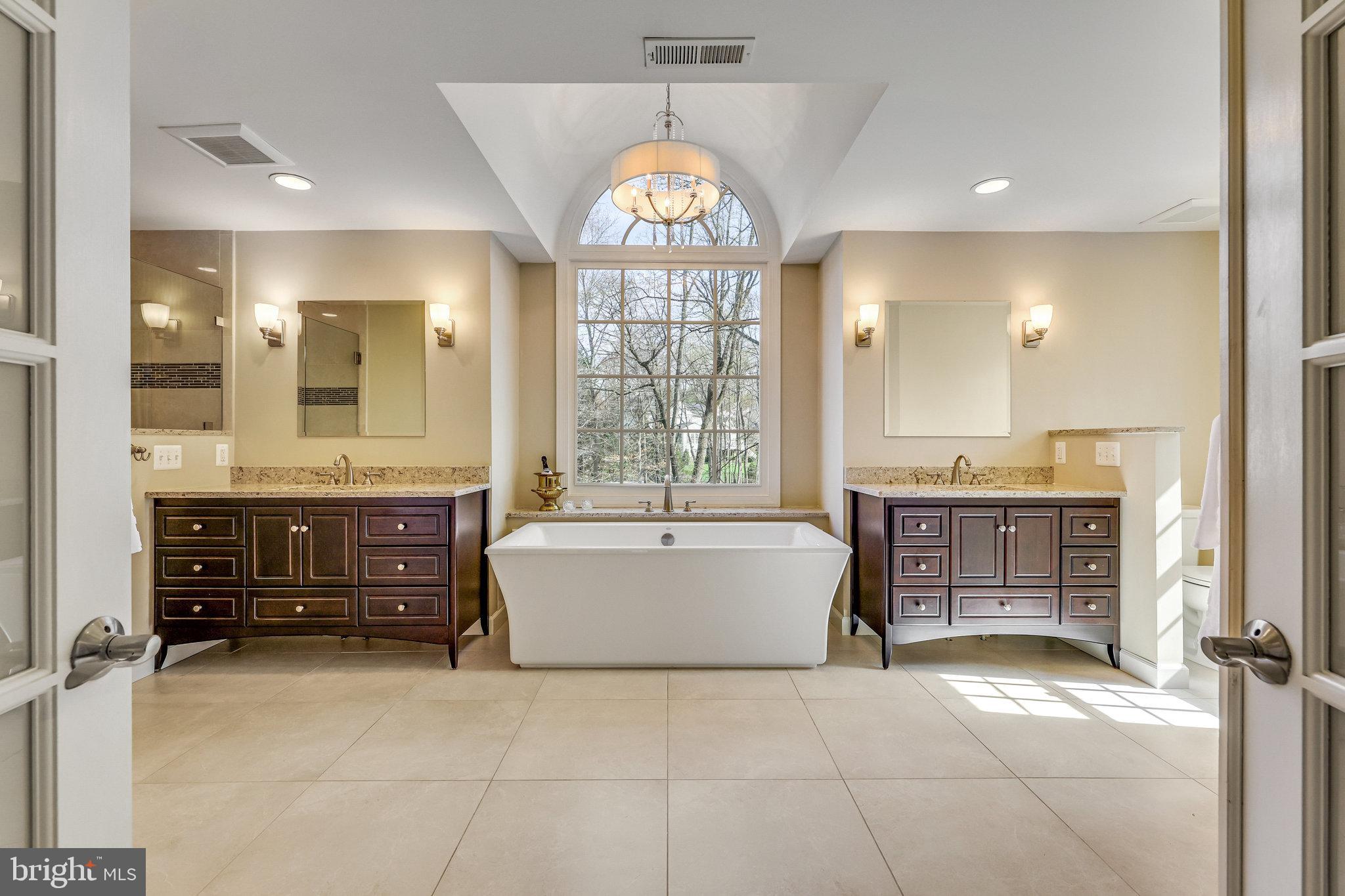 1109 Arboroak Pl