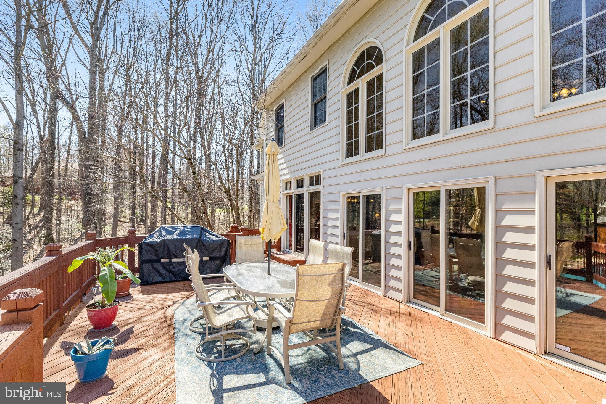 1109 Arboroak Pl