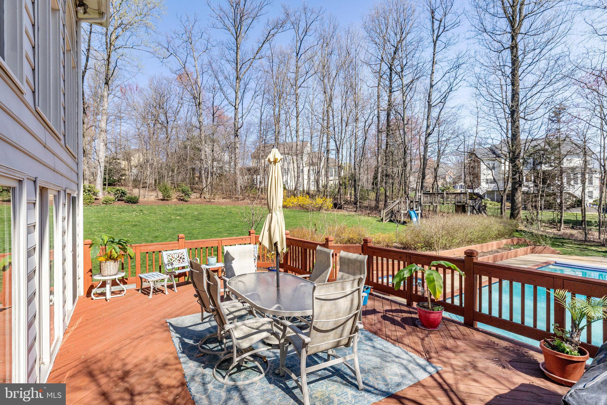1109 Arboroak Pl