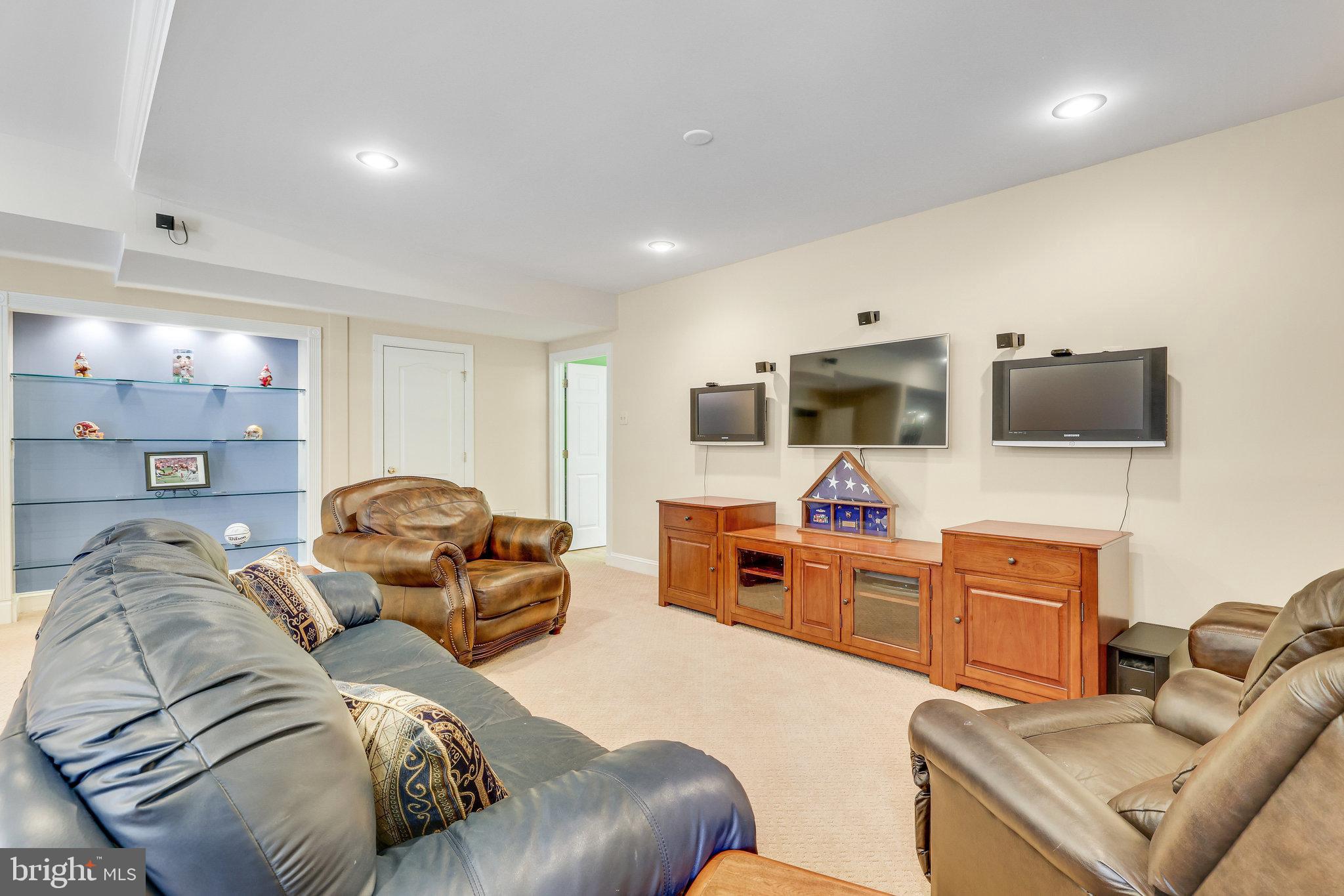 1109 Arboroak Pl