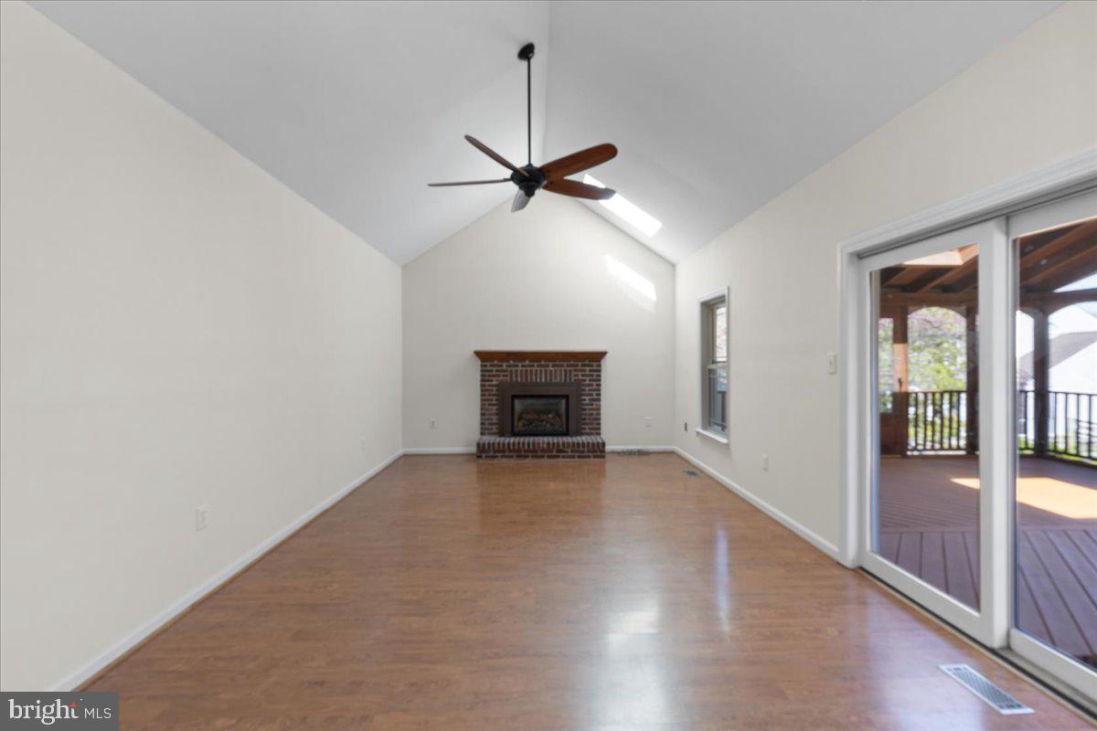 1439 Millikens Bend Rd