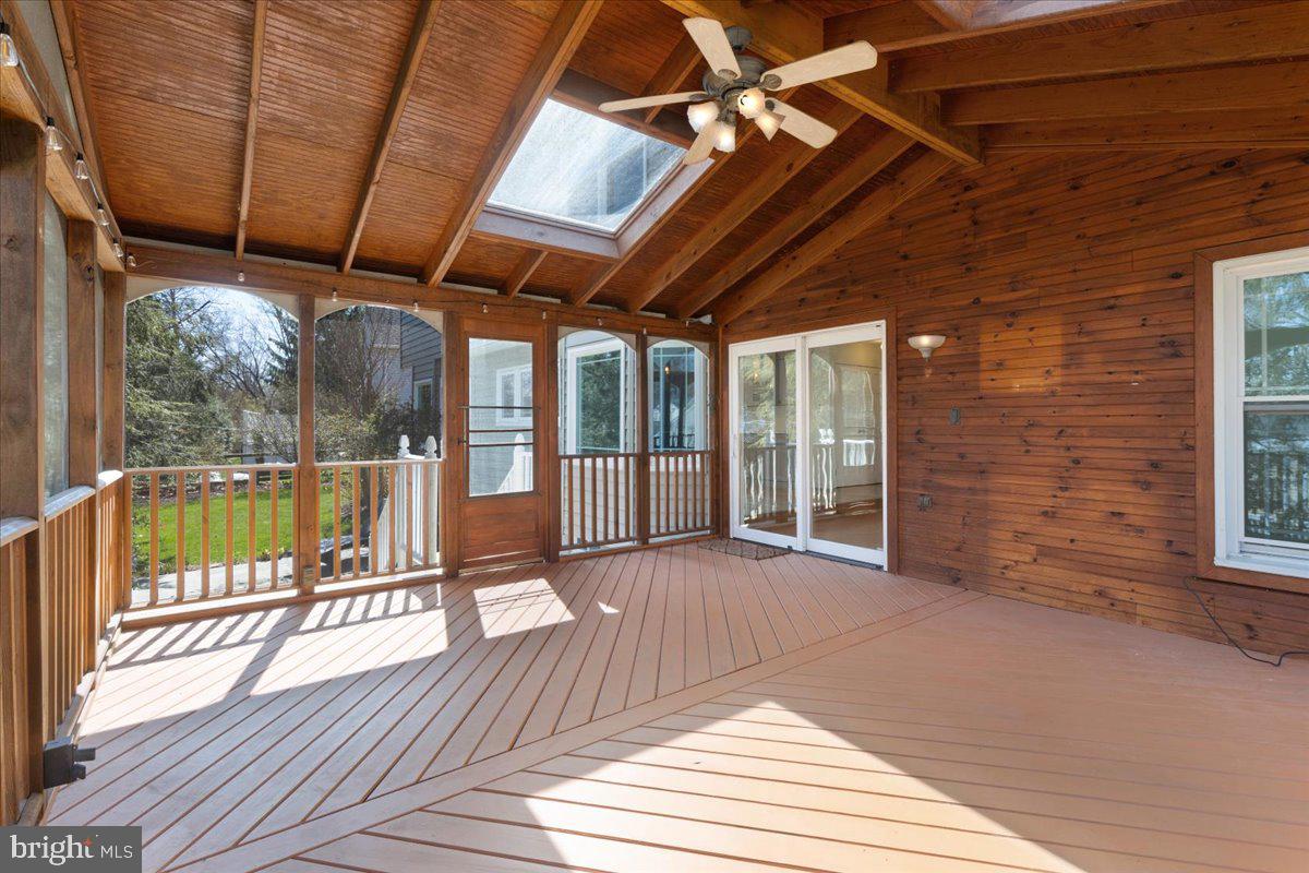 1439 Millikens Bend Rd