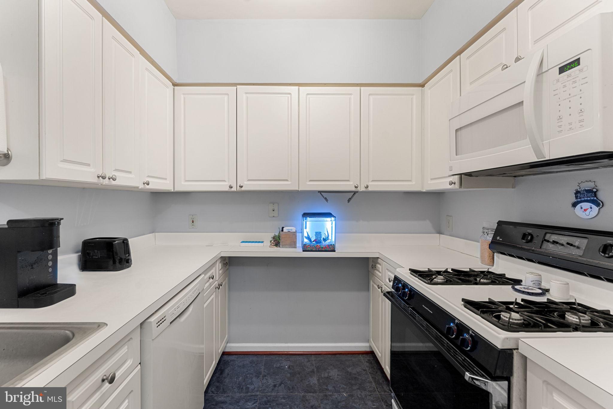 12919 Alton Sq #112