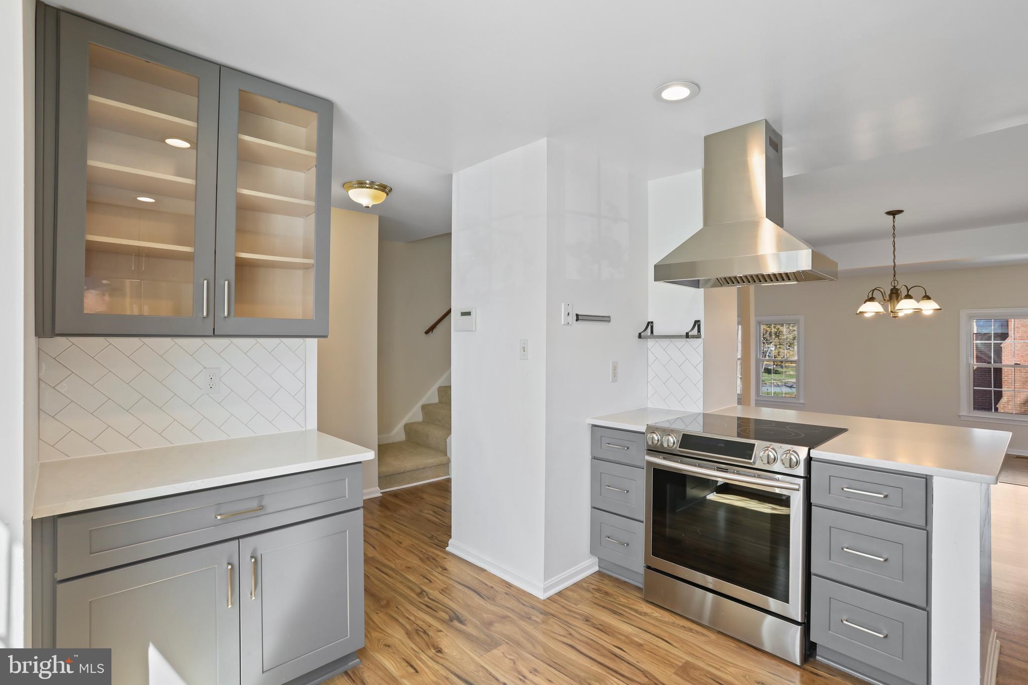 10440 Red Granite Ter